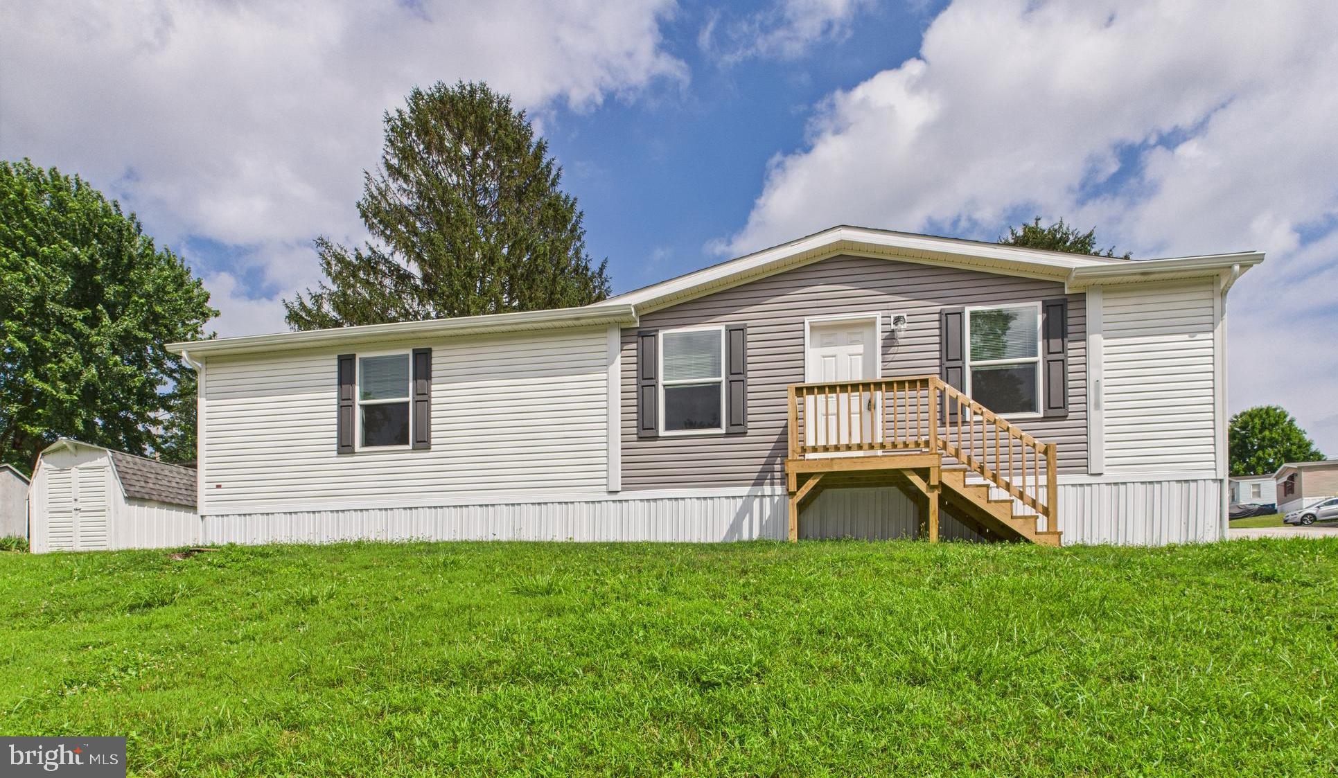 Step into style and comfort in this beautifully updated 3-bedroom, 2-bath home in the sought-after 55+ Countryside Mobile Home Park. Boasting a bright and open-concept layout, this home is filled with natural light and modern touches throughout. The spacious living and dining areas flow seamlessly into the updated kitchen—perfect for hosting or everyday living. This move in ready offer peace of mind experience. Located in a quiet, well-kept community with easy access to local amenities, this home is the perfect blend of convenience and carefree living.