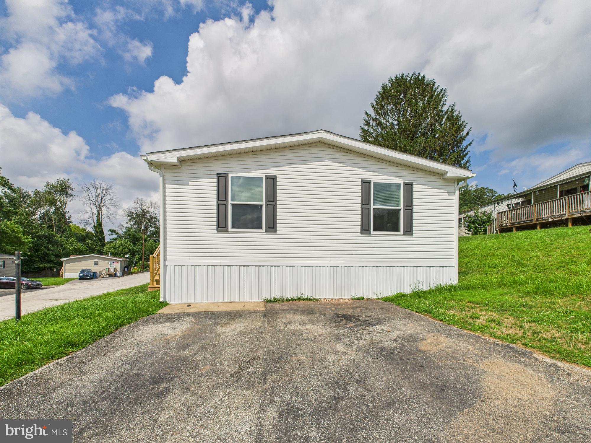 119 CHESTNUT HILL DRIVE