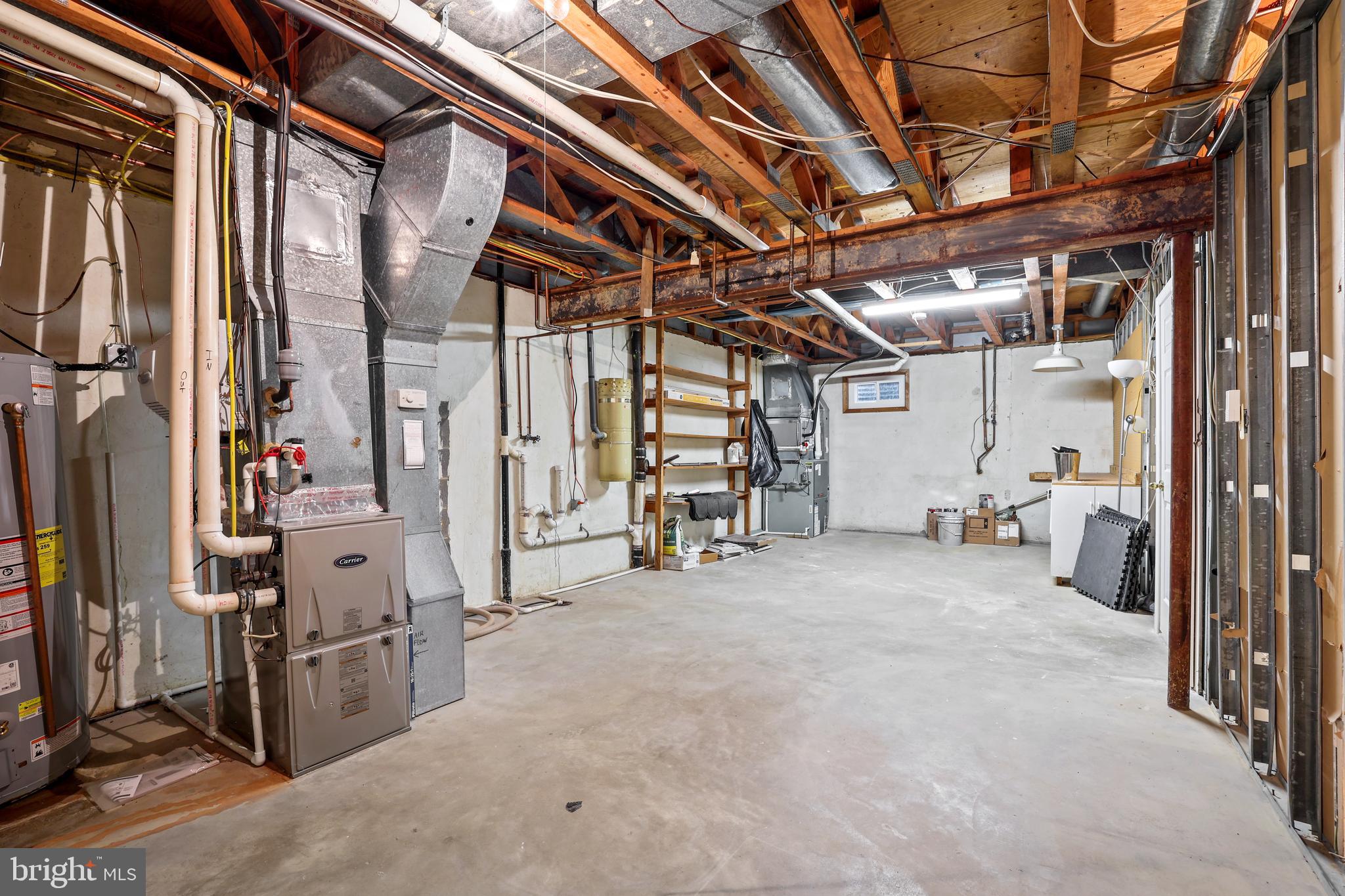 LYNWOOD - Residential Lease