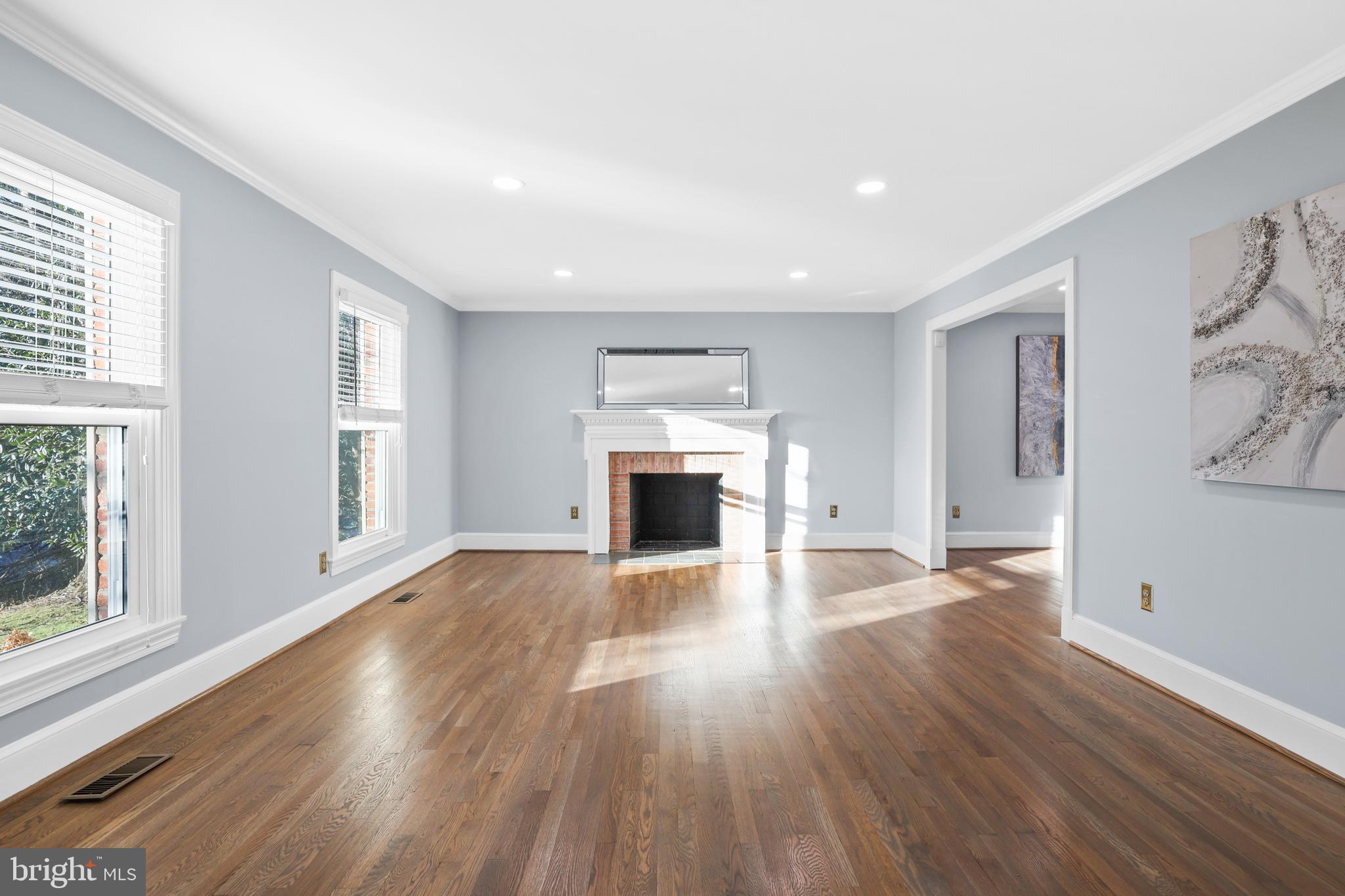 LYNWOOD - Residential Lease