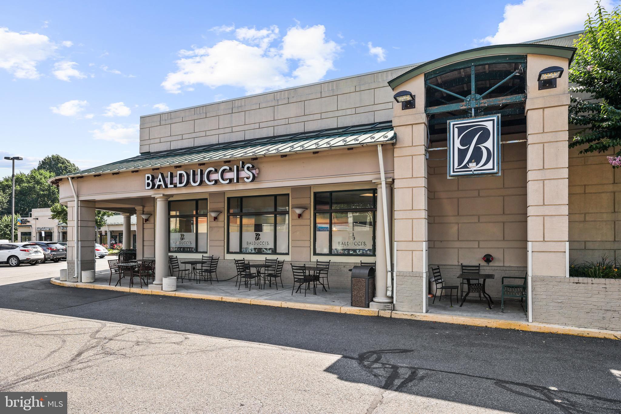 LYNWOOD - Residential Lease