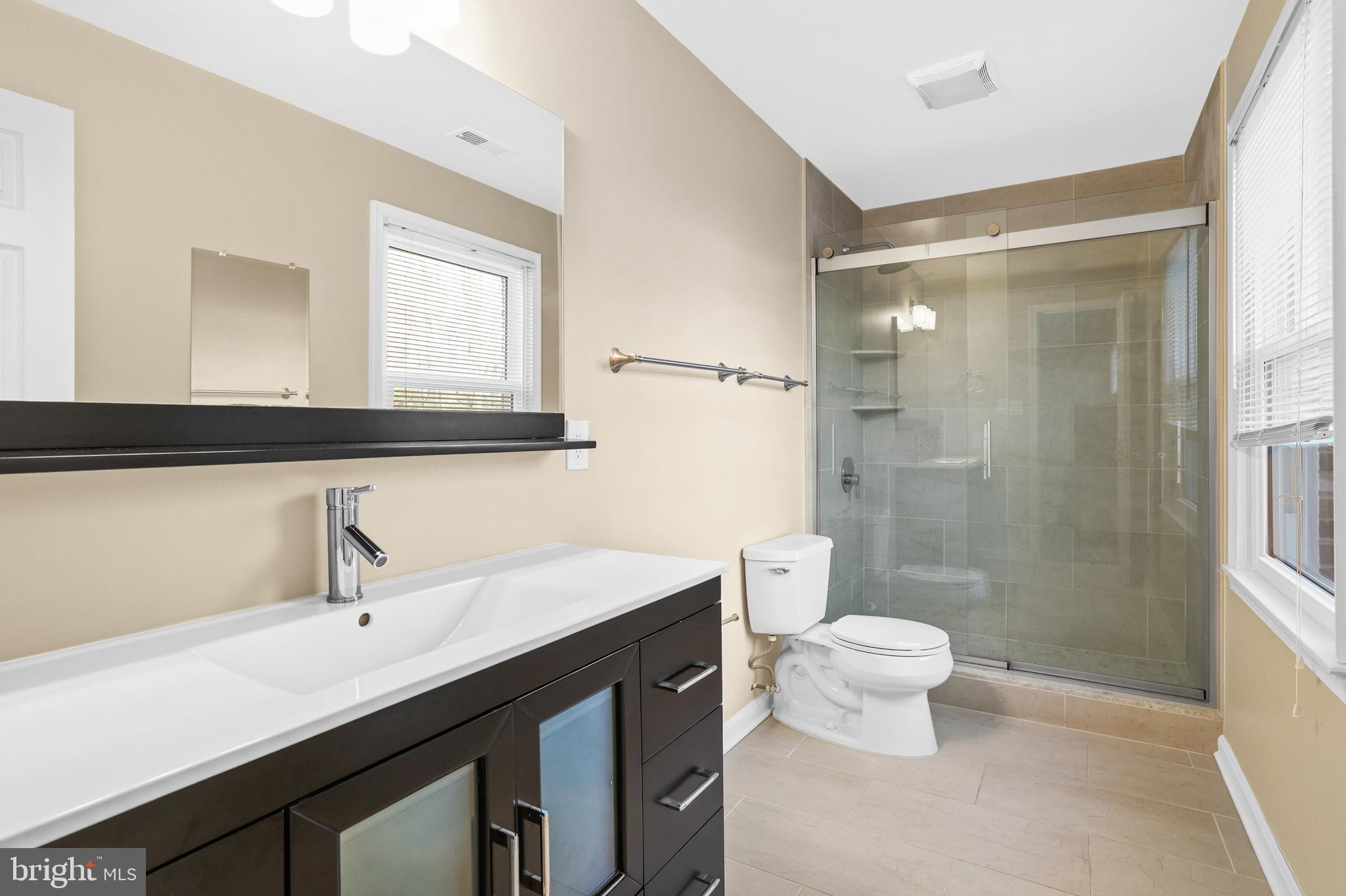 LYNWOOD - Residential Lease