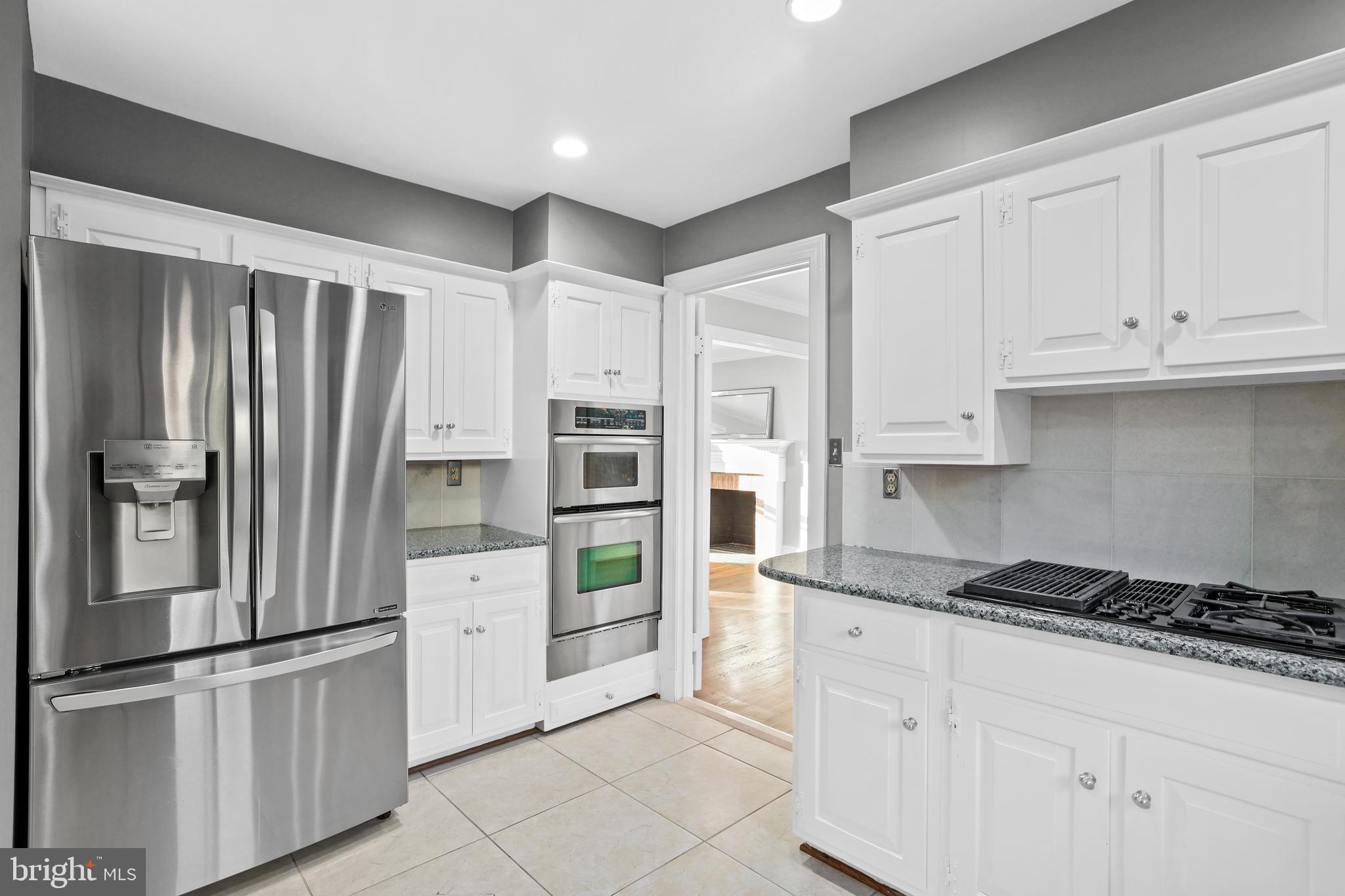 LYNWOOD - Residential Lease