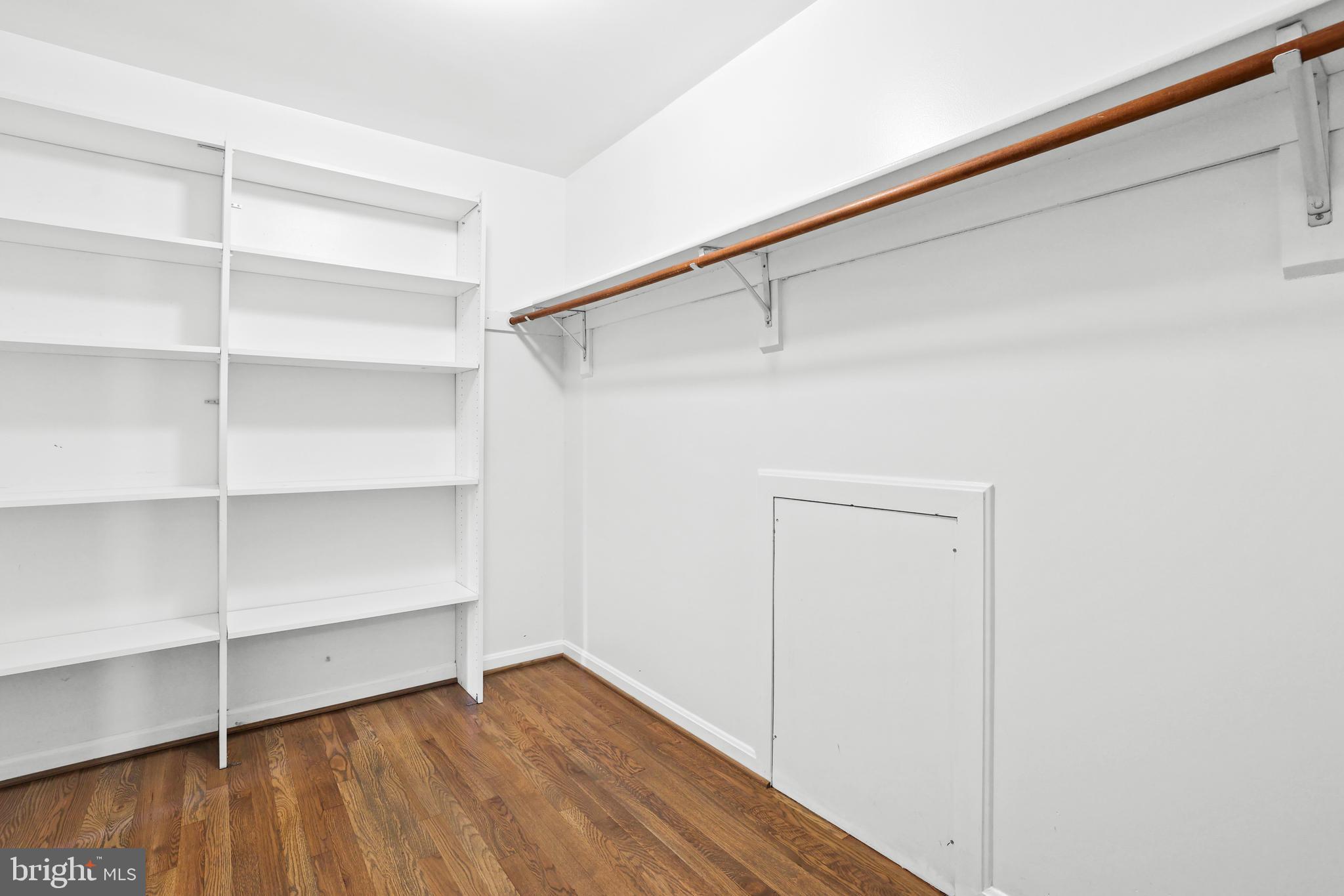 LYNWOOD - Residential Lease