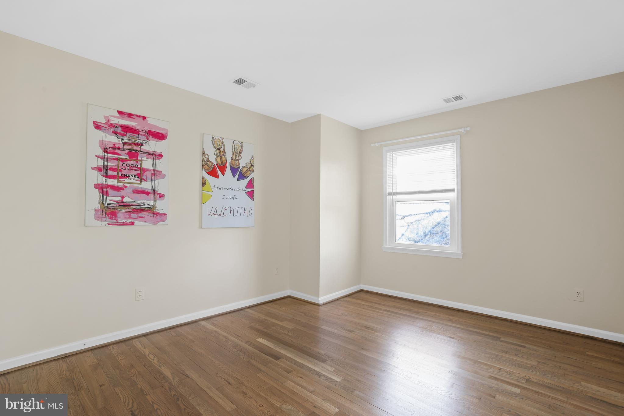 LYNWOOD - Residential Lease