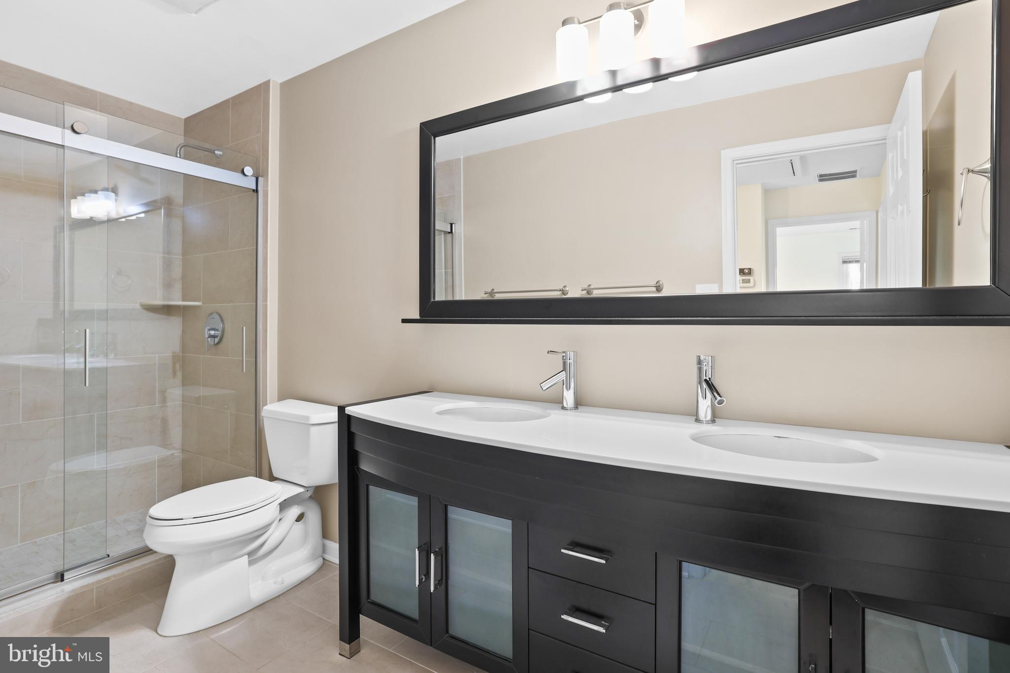 LYNWOOD - Residential Lease