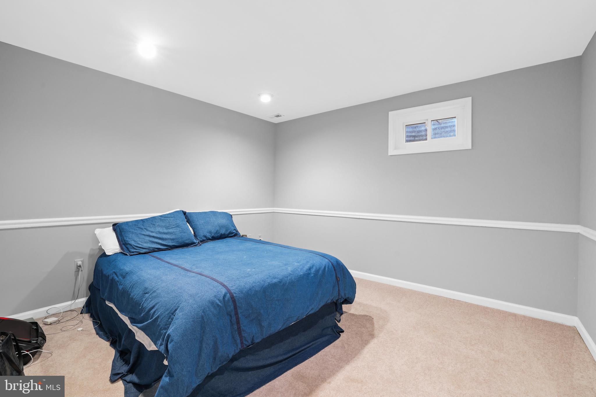 LYNWOOD - Residential Lease