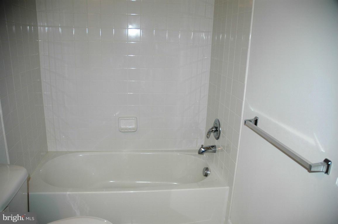 COPPERMINE CROSSING - Residential Lease