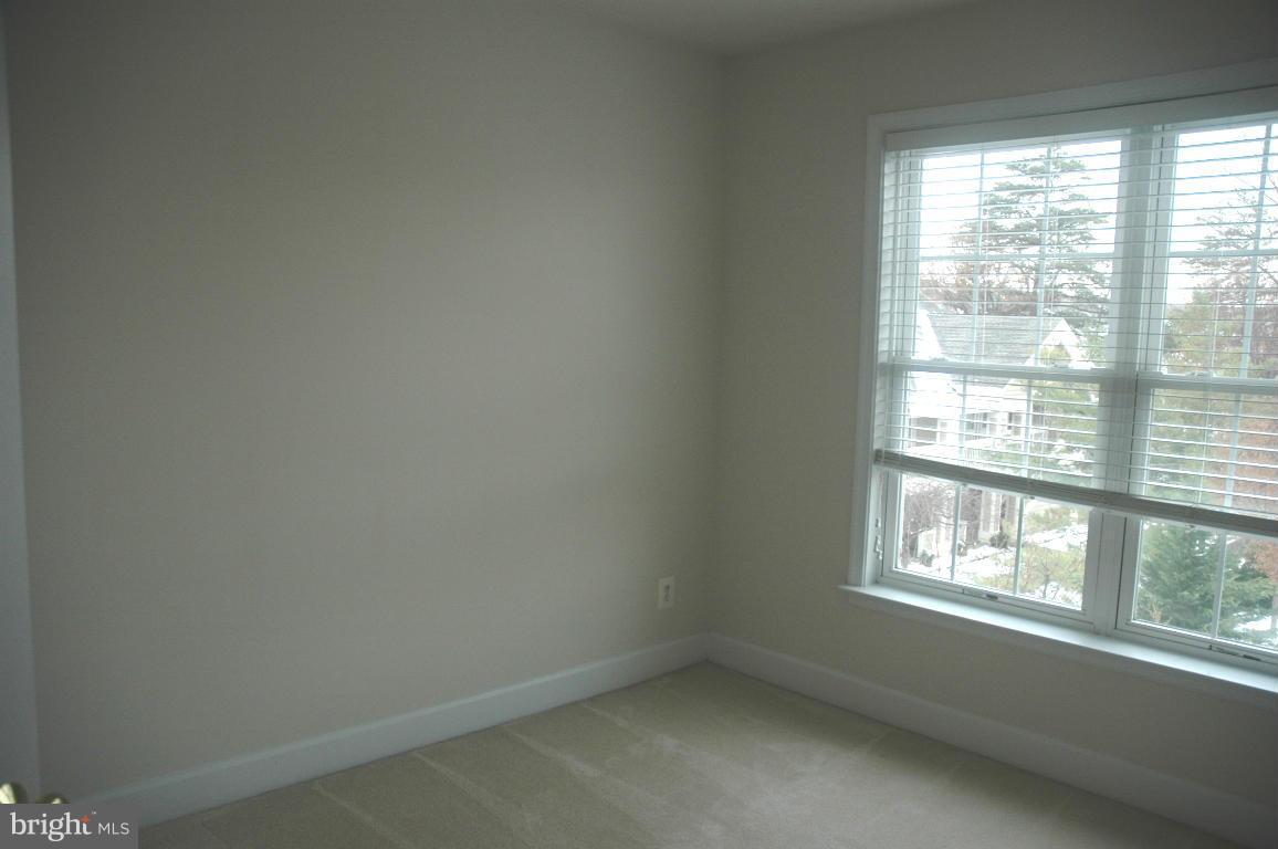 COPPERMINE CROSSING - Residential Lease