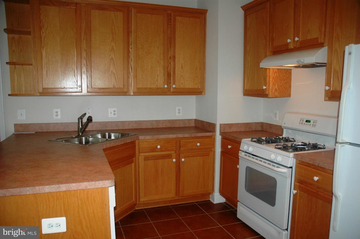 COPPERMINE CROSSING - Residential Lease