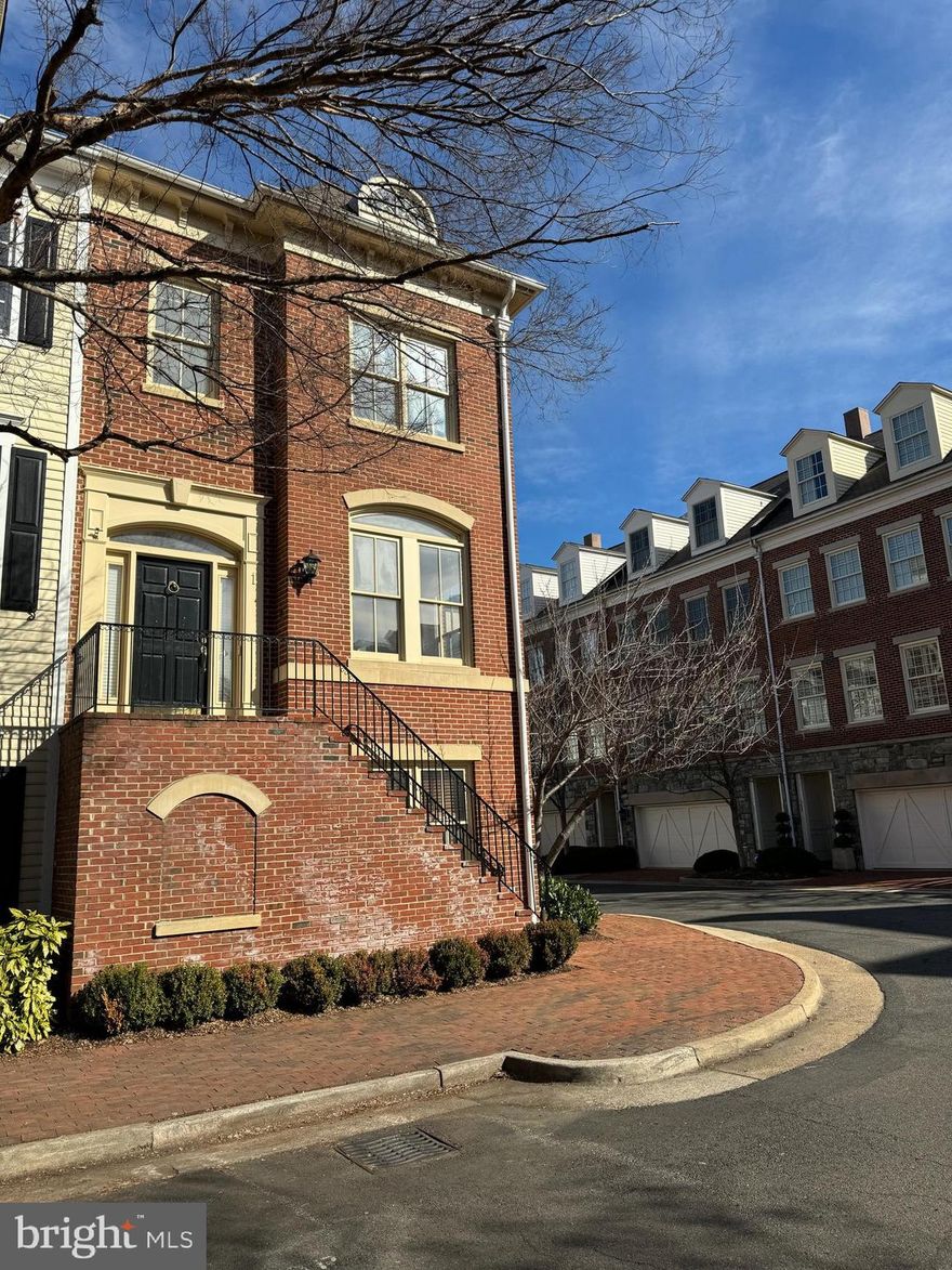 Beautiful and sunny end unit in sought after Fords Landing waterfront community in Old Town Alexandria. With a two car garage and water views, this home has it all.  Home is sold as-is. Any questions please contact buyers agent.