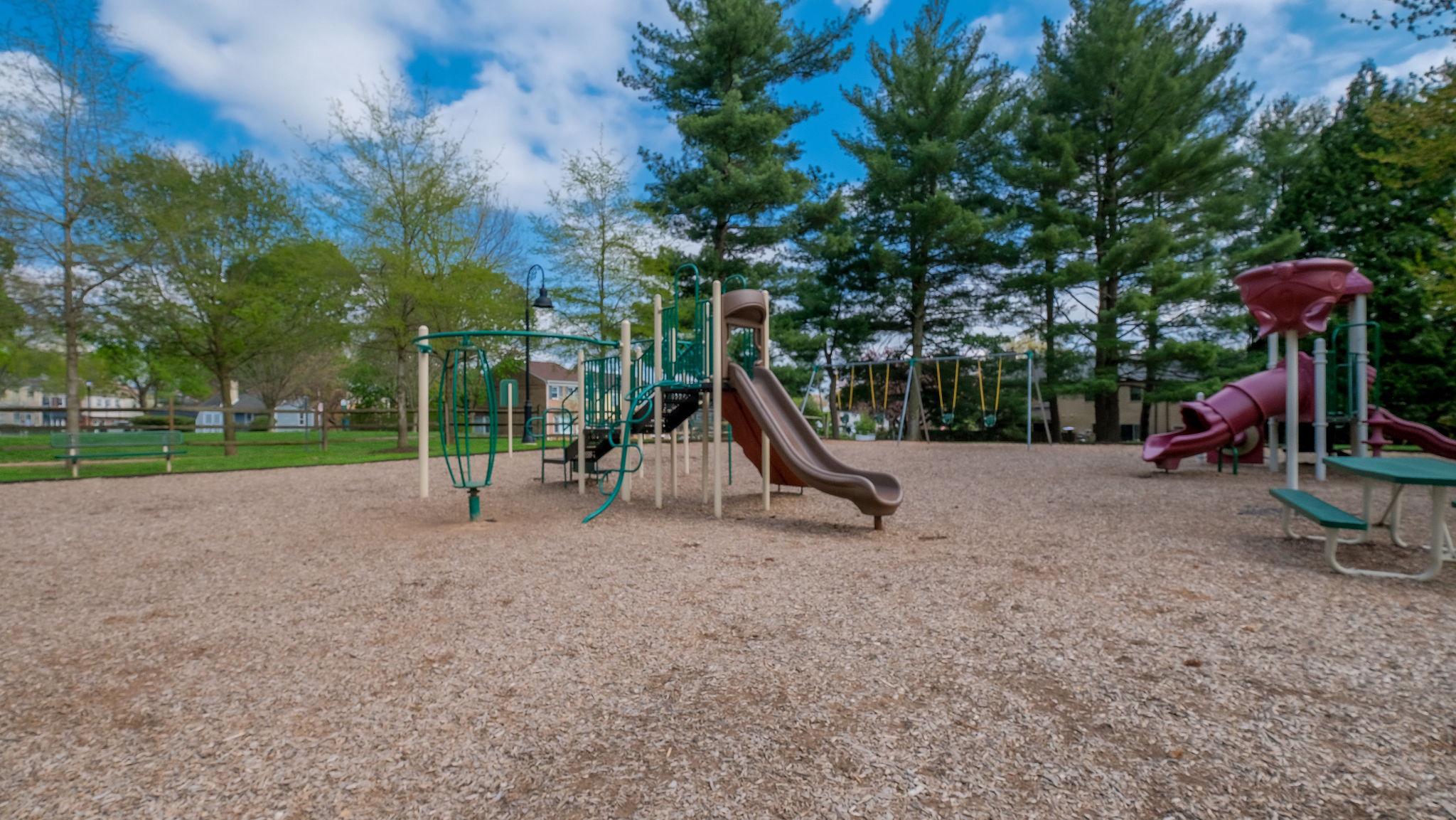 OLDE COLONIAL GREENE - Residential