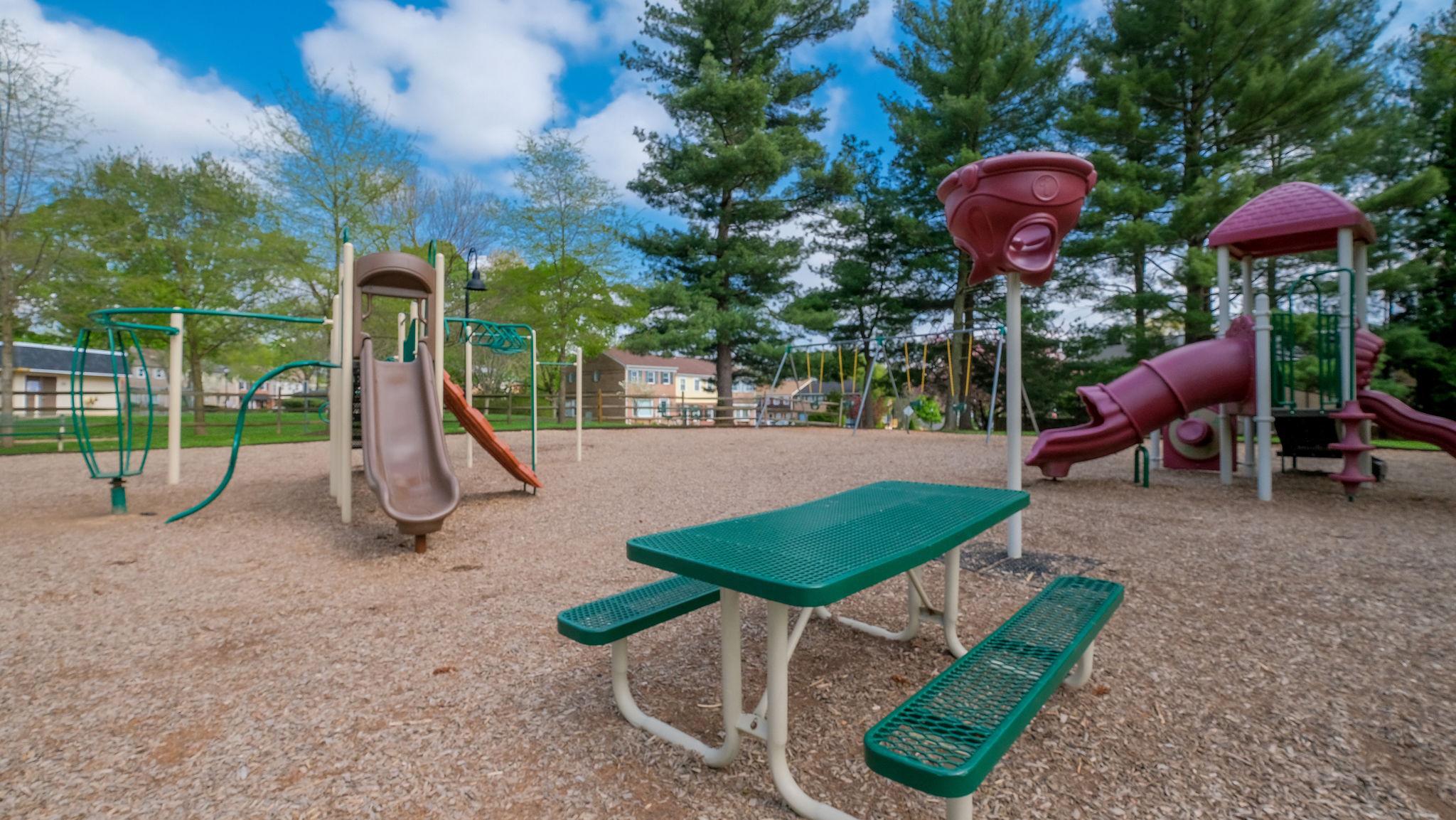 OLDE COLONIAL GREENE - Residential