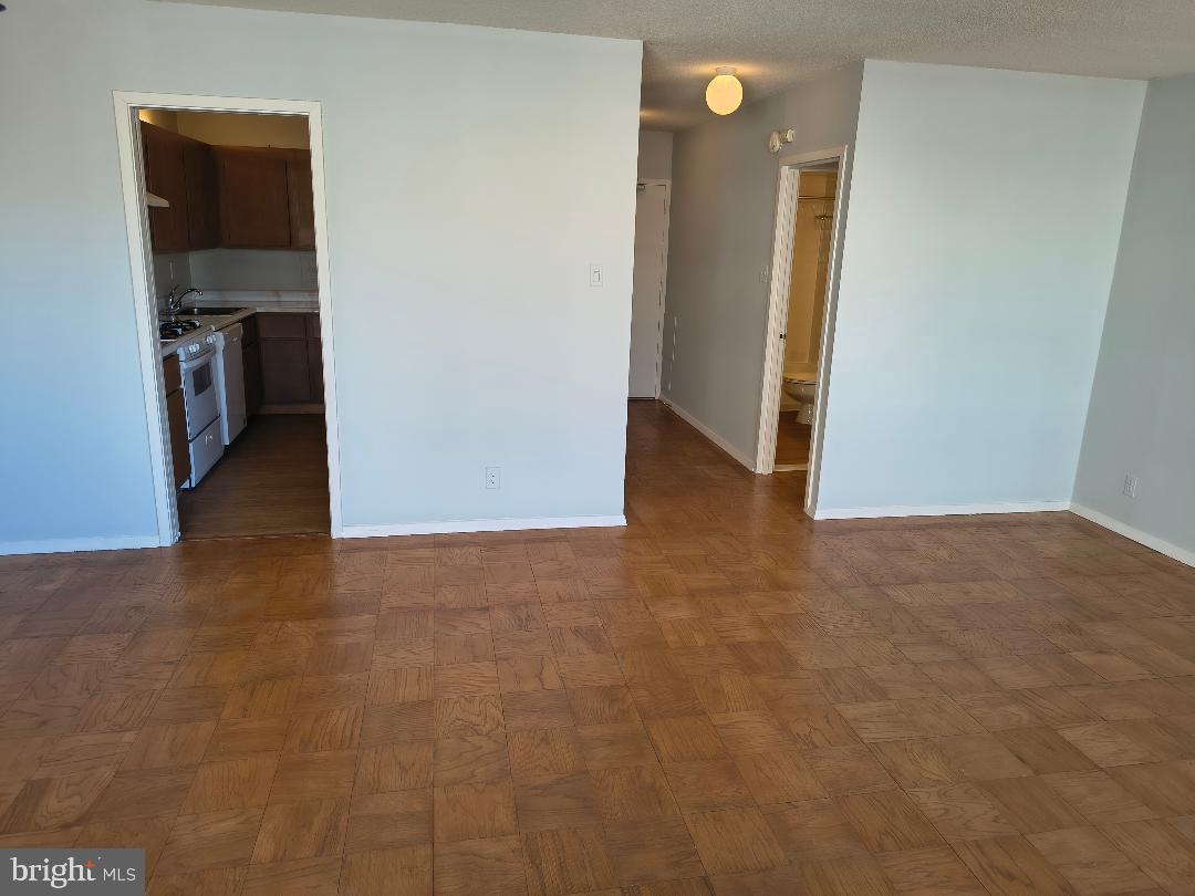 FRIENDSHIP HEIGHTS - Residential