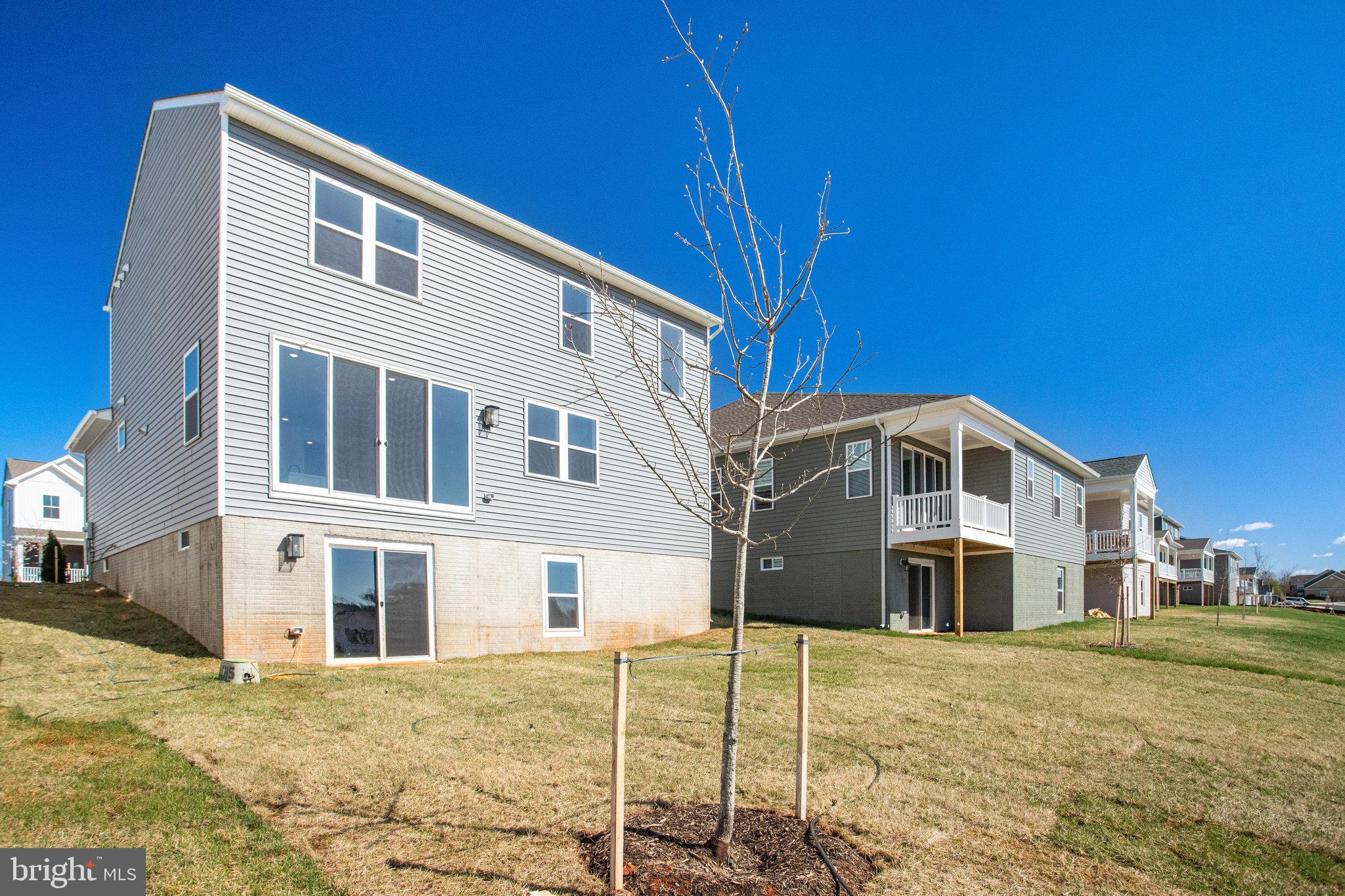 SEASONS AT ROUND MILL MEADOWS - Residential