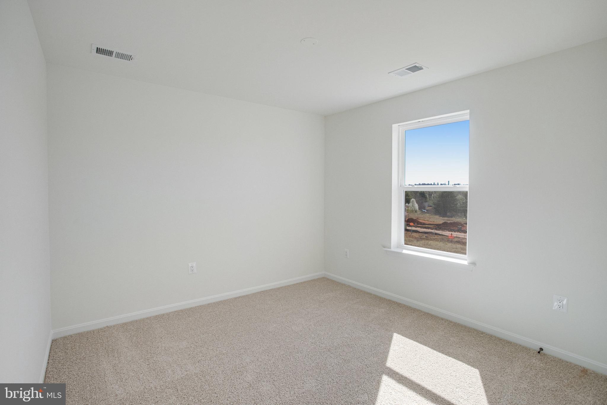 SEASONS AT ROUND MILL MEADOWS - Residential