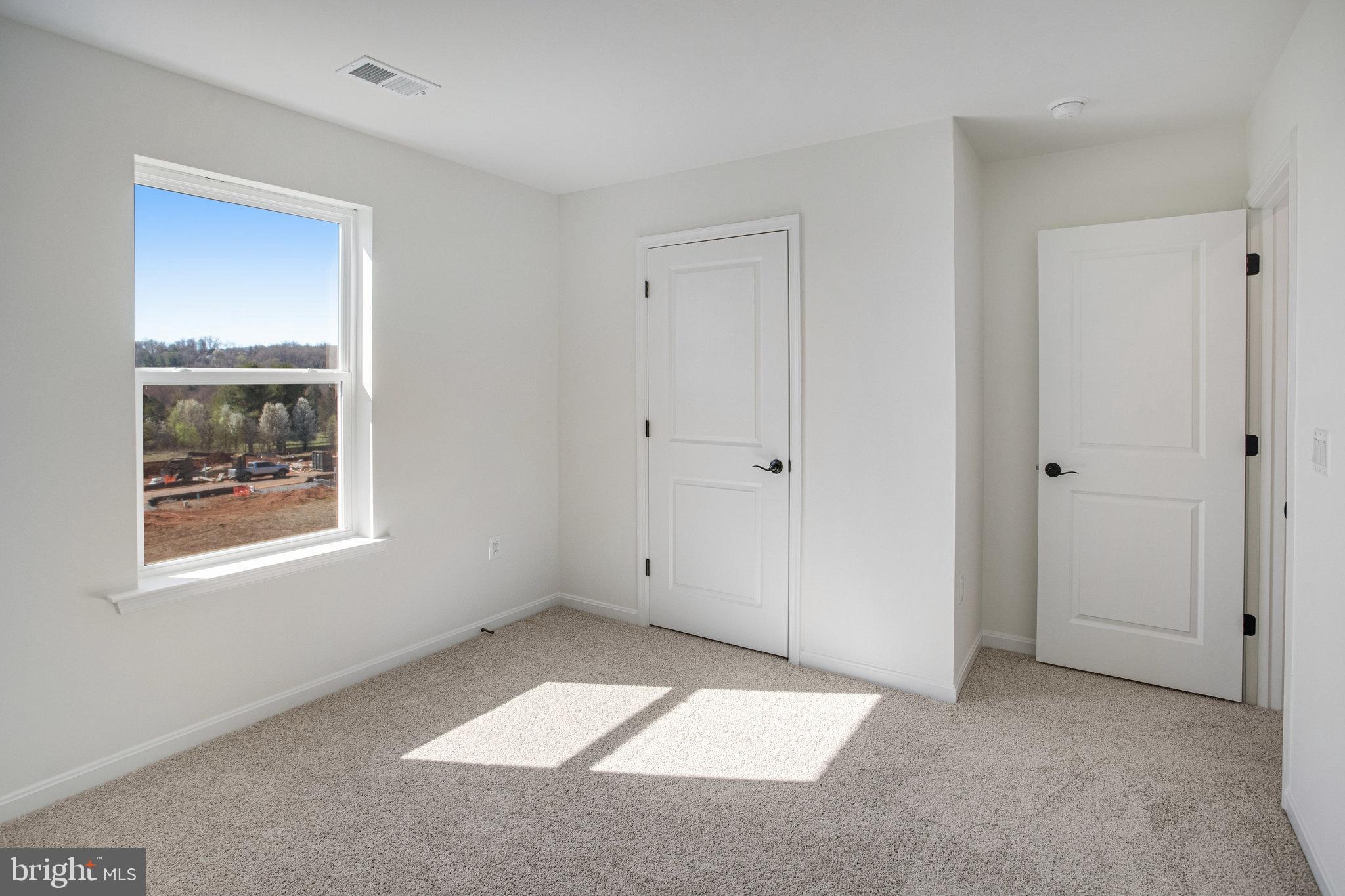 SEASONS AT ROUND MILL MEADOWS - Residential