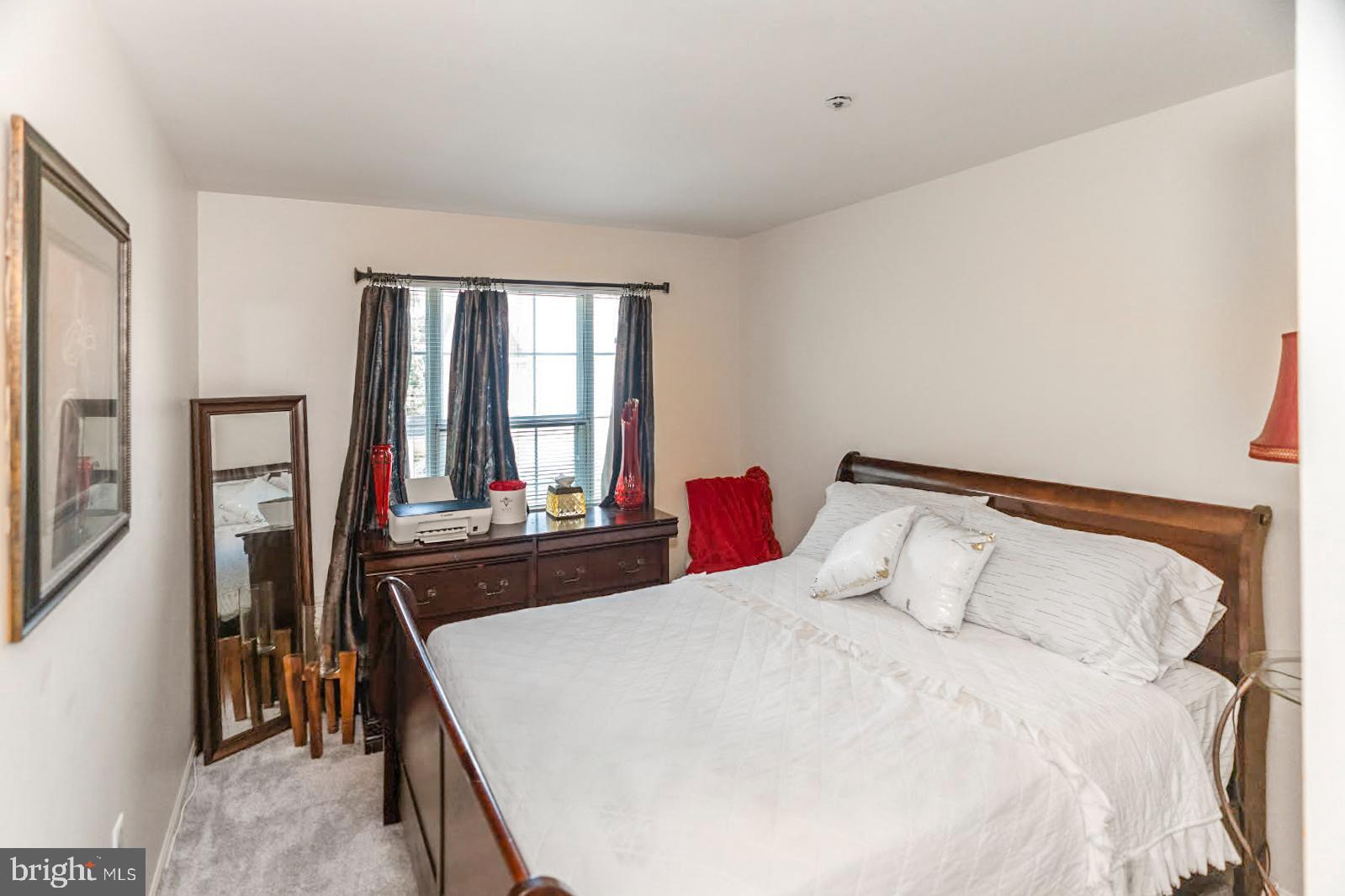 MARLBORO MEADOWS - Residential