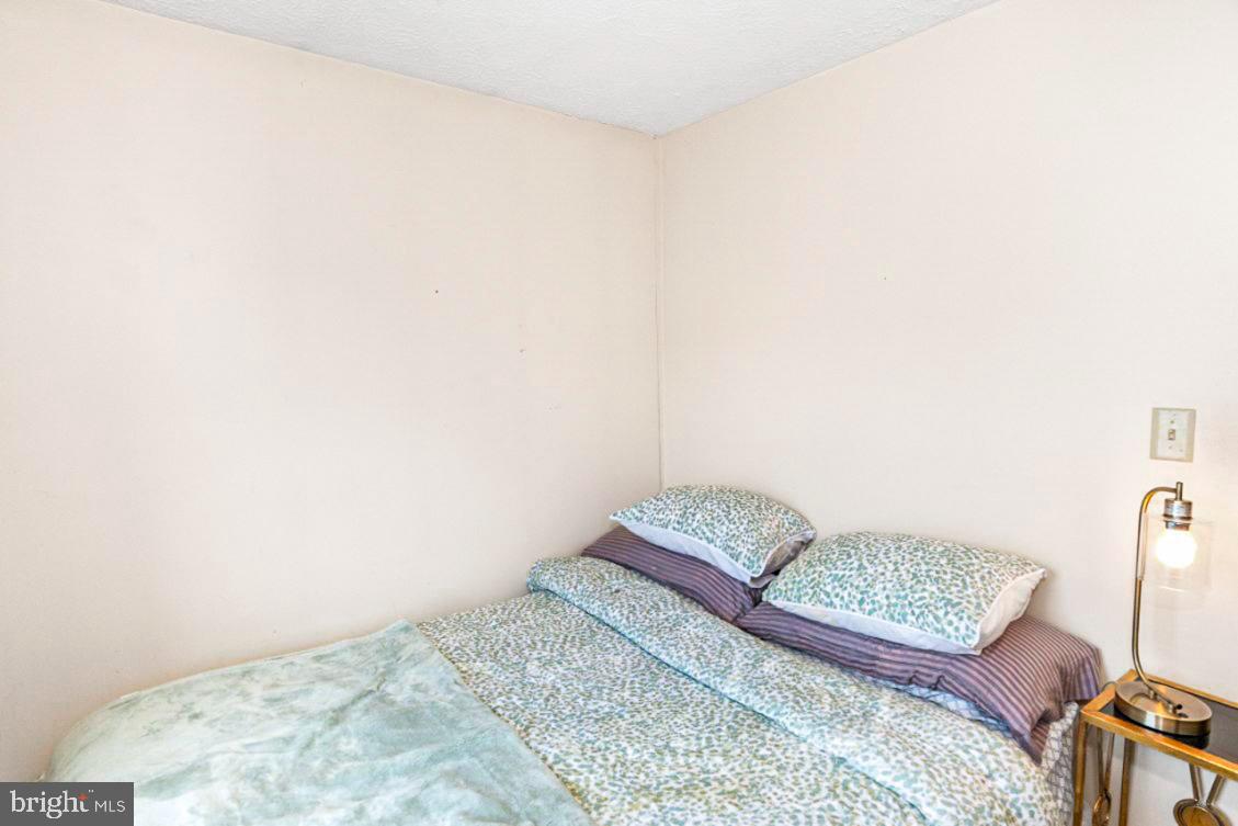 MARLBORO MEADOWS - Residential