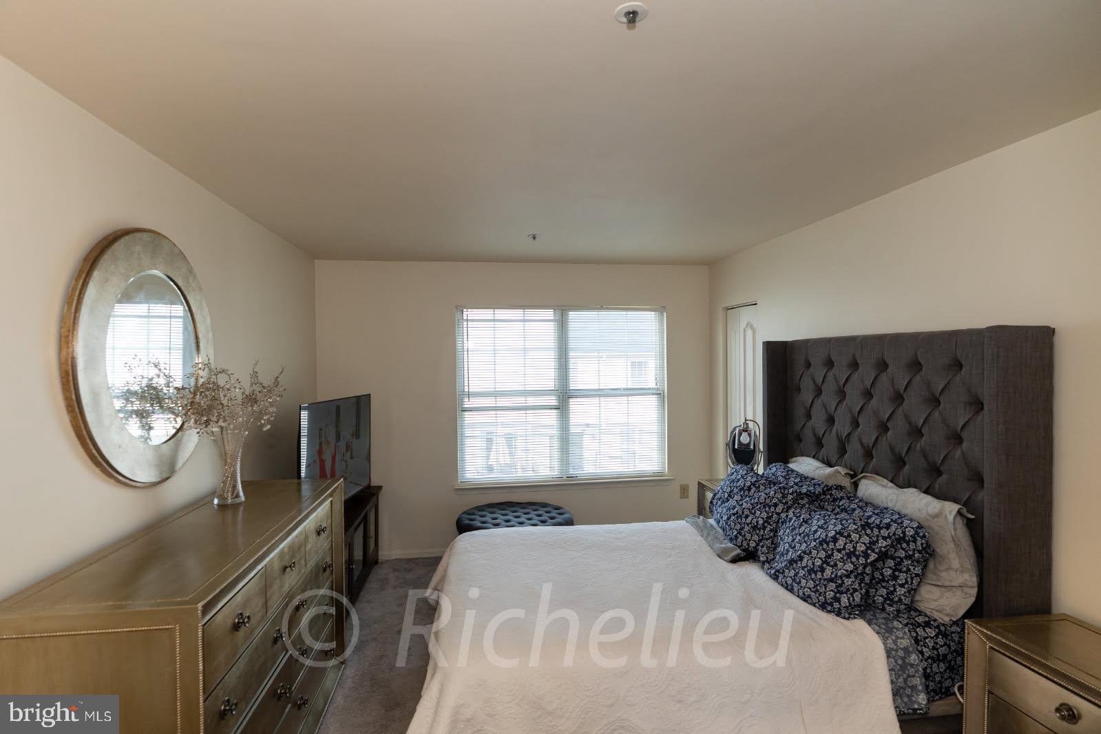 MARLBORO MEADOWS - Residential