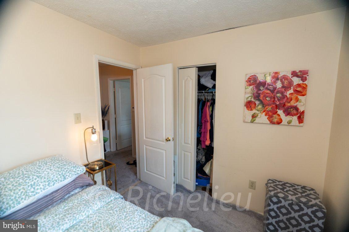 MARLBORO MEADOWS - Residential