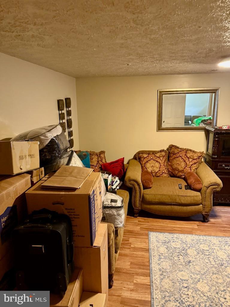 MARLBORO MEADOWS - Residential