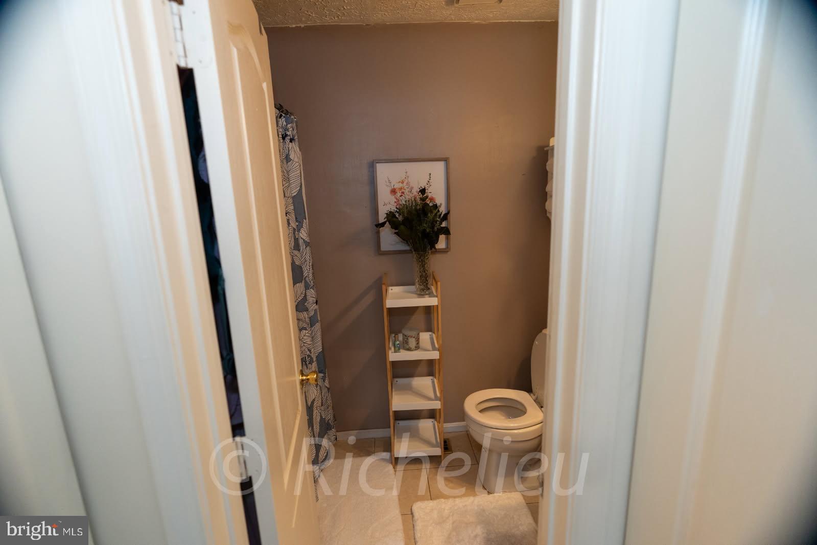 MARLBORO MEADOWS - Residential