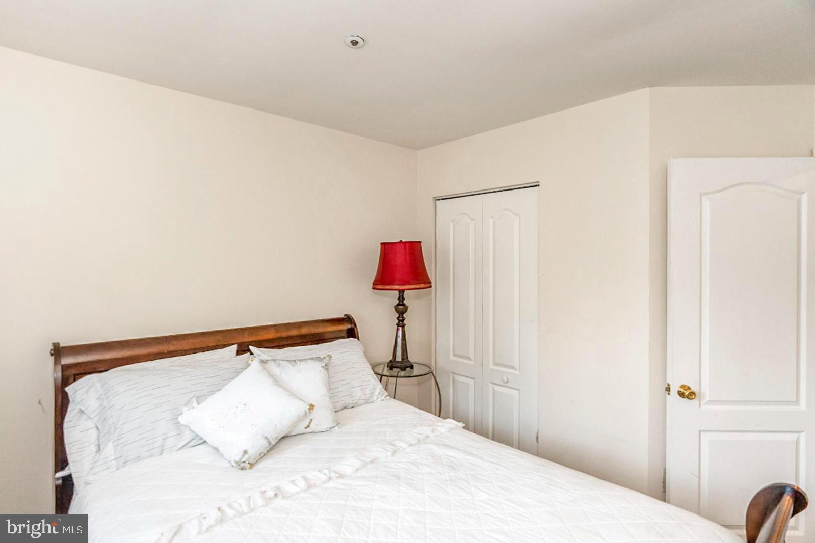 MARLBORO MEADOWS - Residential