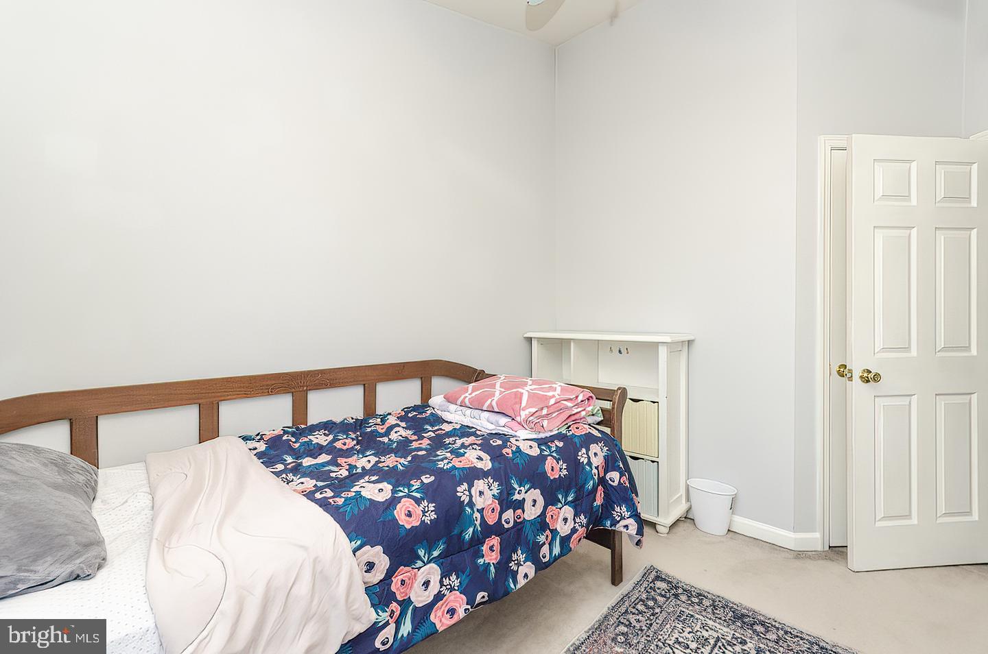 GREEN MEADOWS - Residential