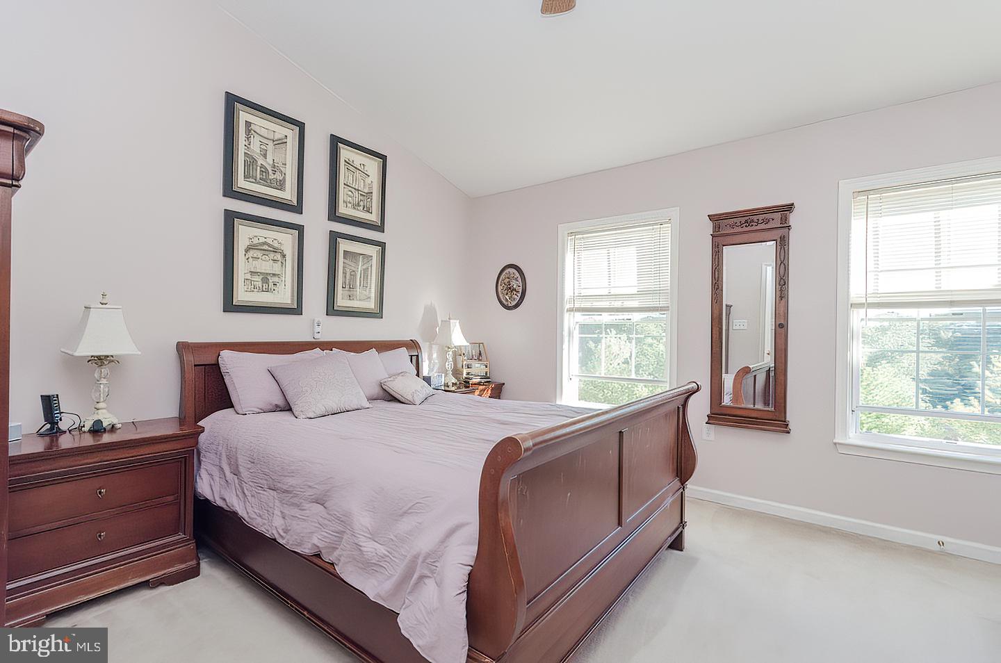 GREEN MEADOWS - Residential