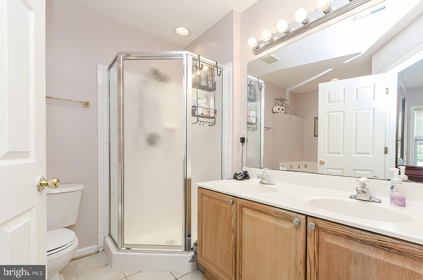 GREEN MEADOWS - Residential