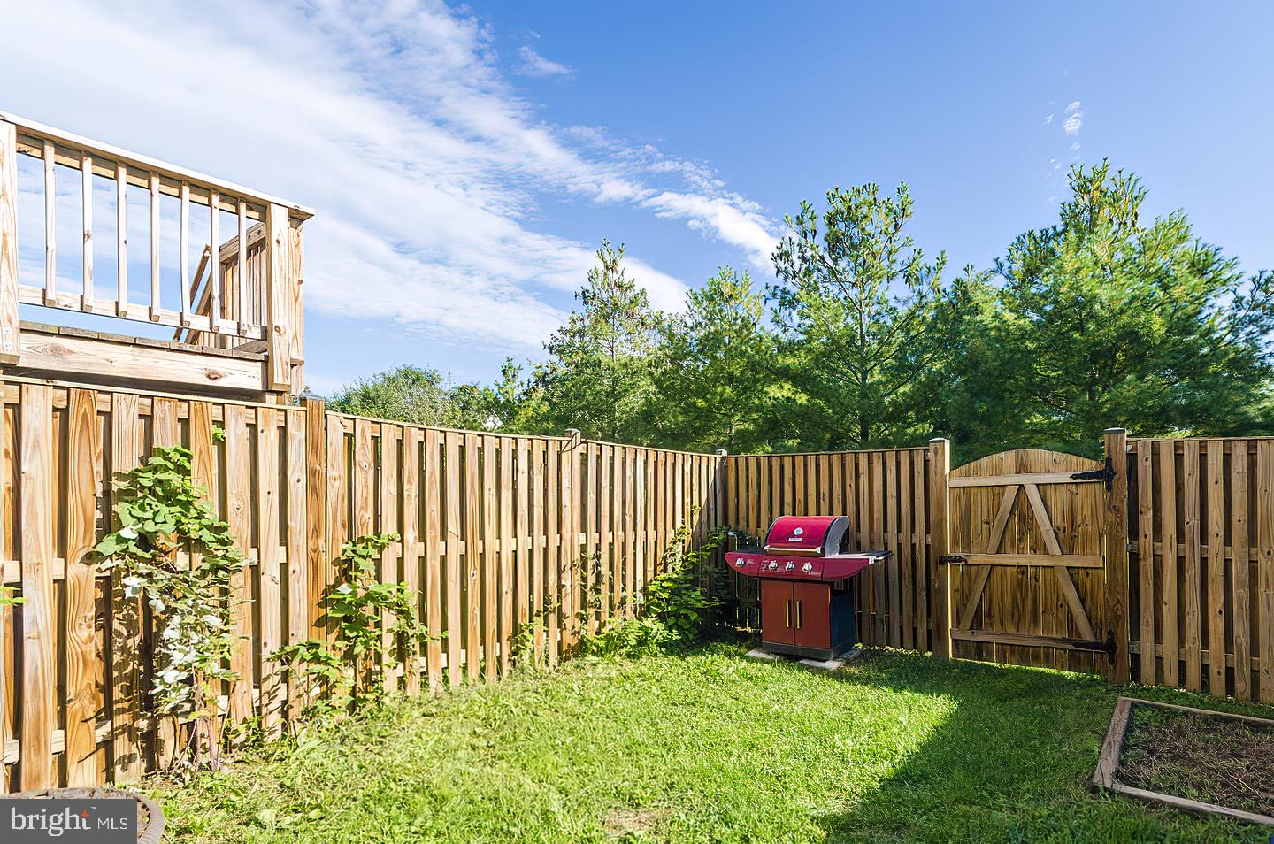 GREEN MEADOWS - Residential