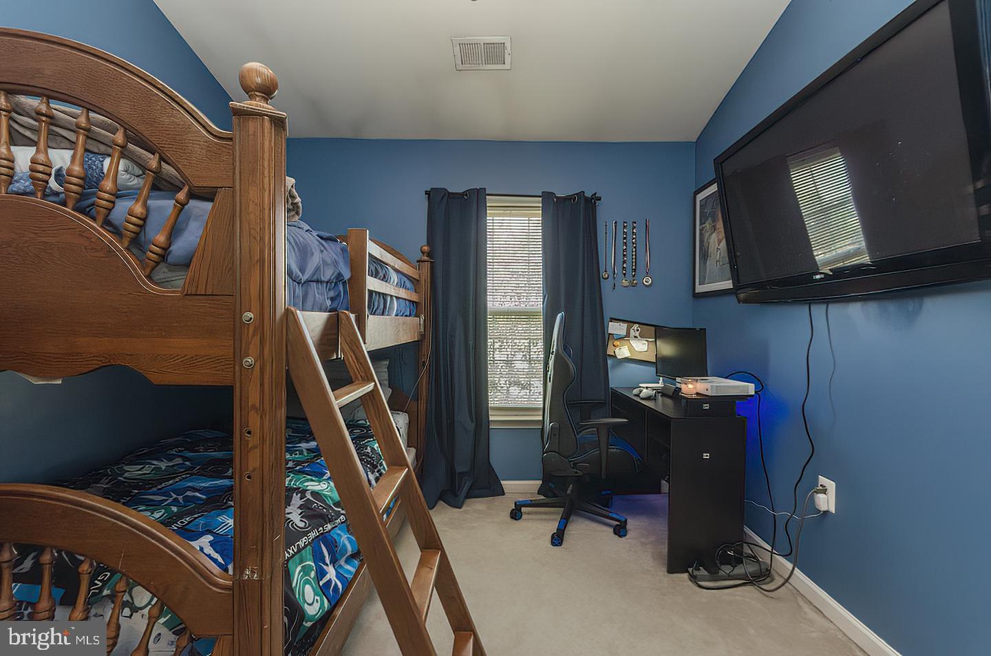 GREEN MEADOWS - Residential