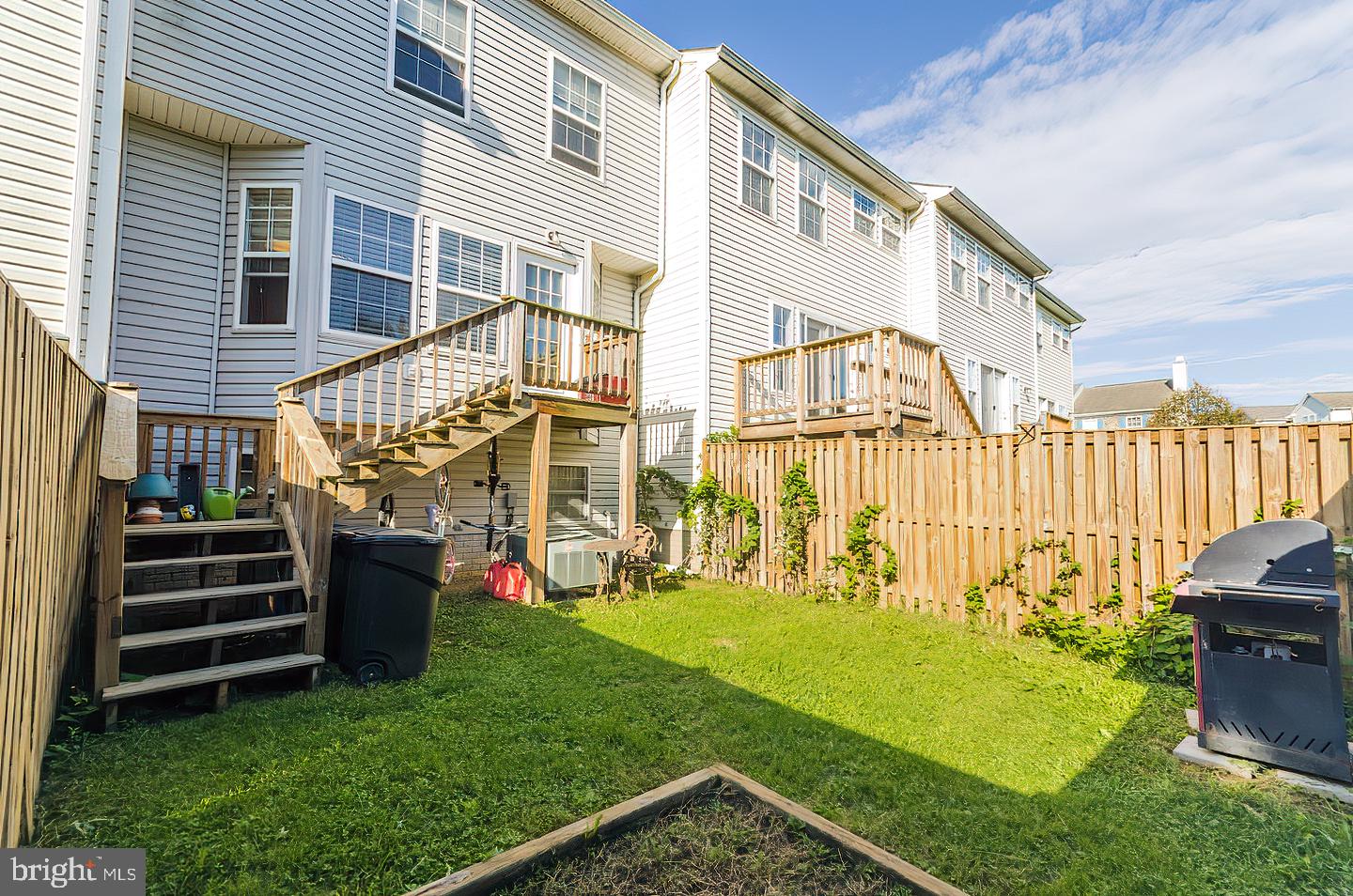 GREEN MEADOWS - Residential