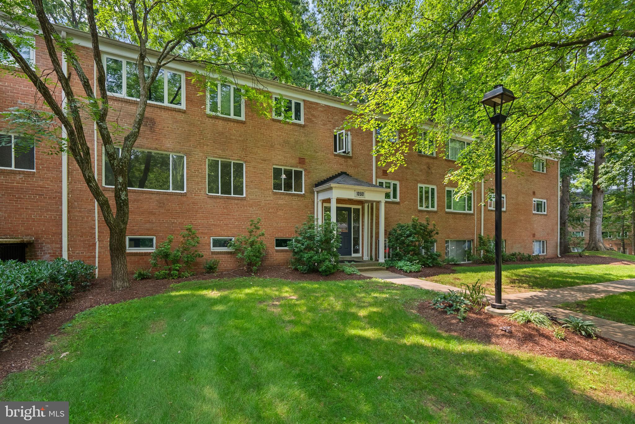 10501 MONTROSE AVENUE M-101