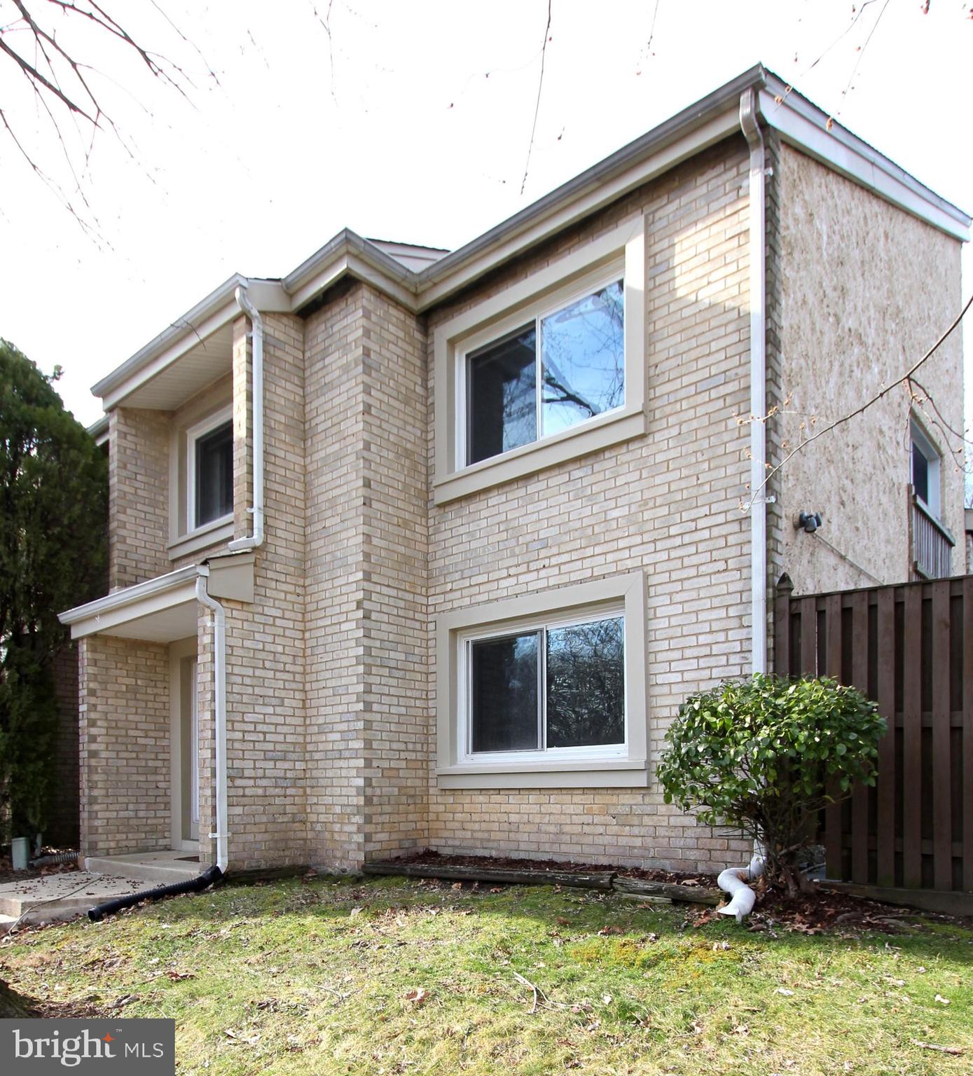 GLEN ORA PLAT THREE - Residential