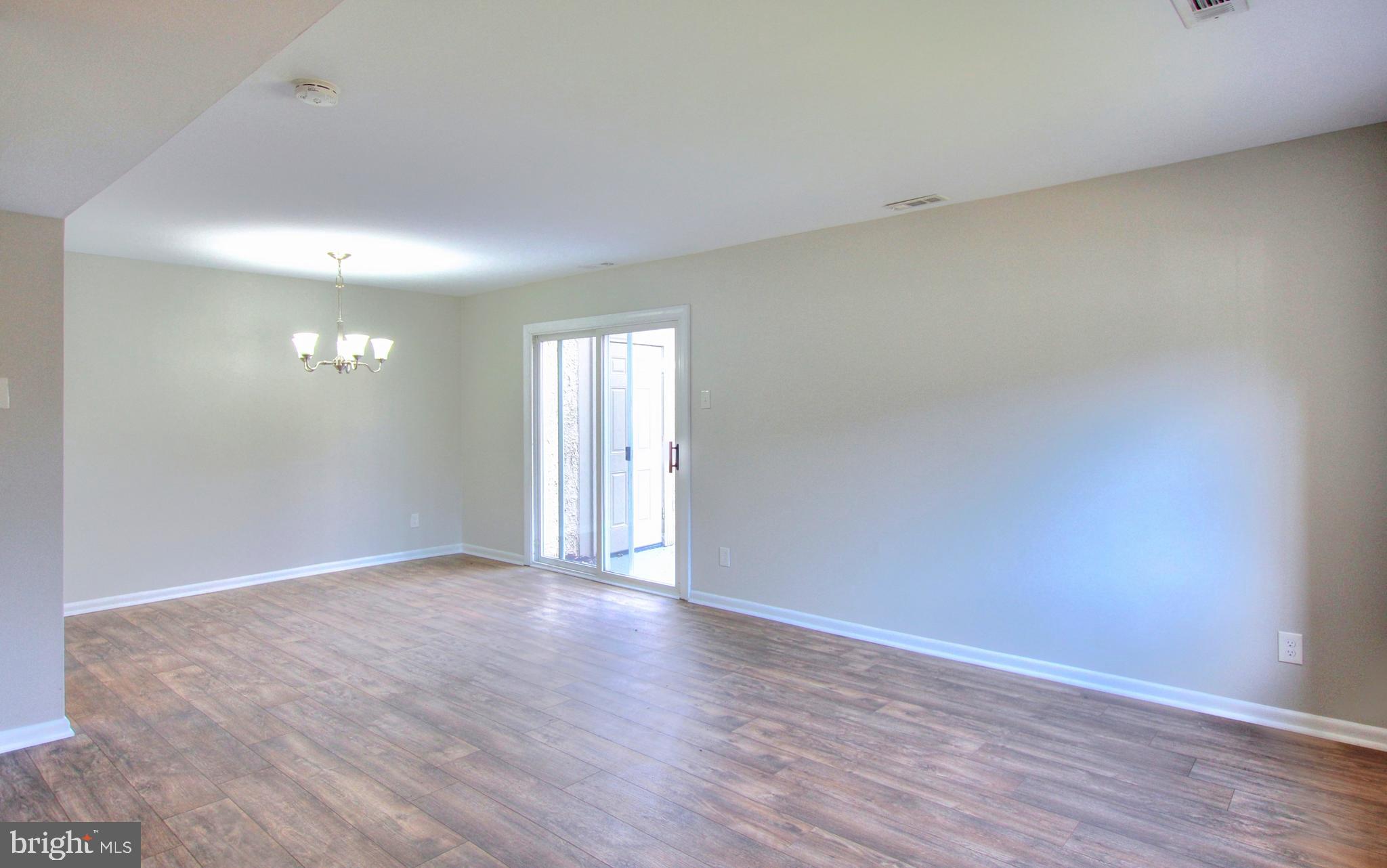 GLEN ORA PLAT THREE - Residential