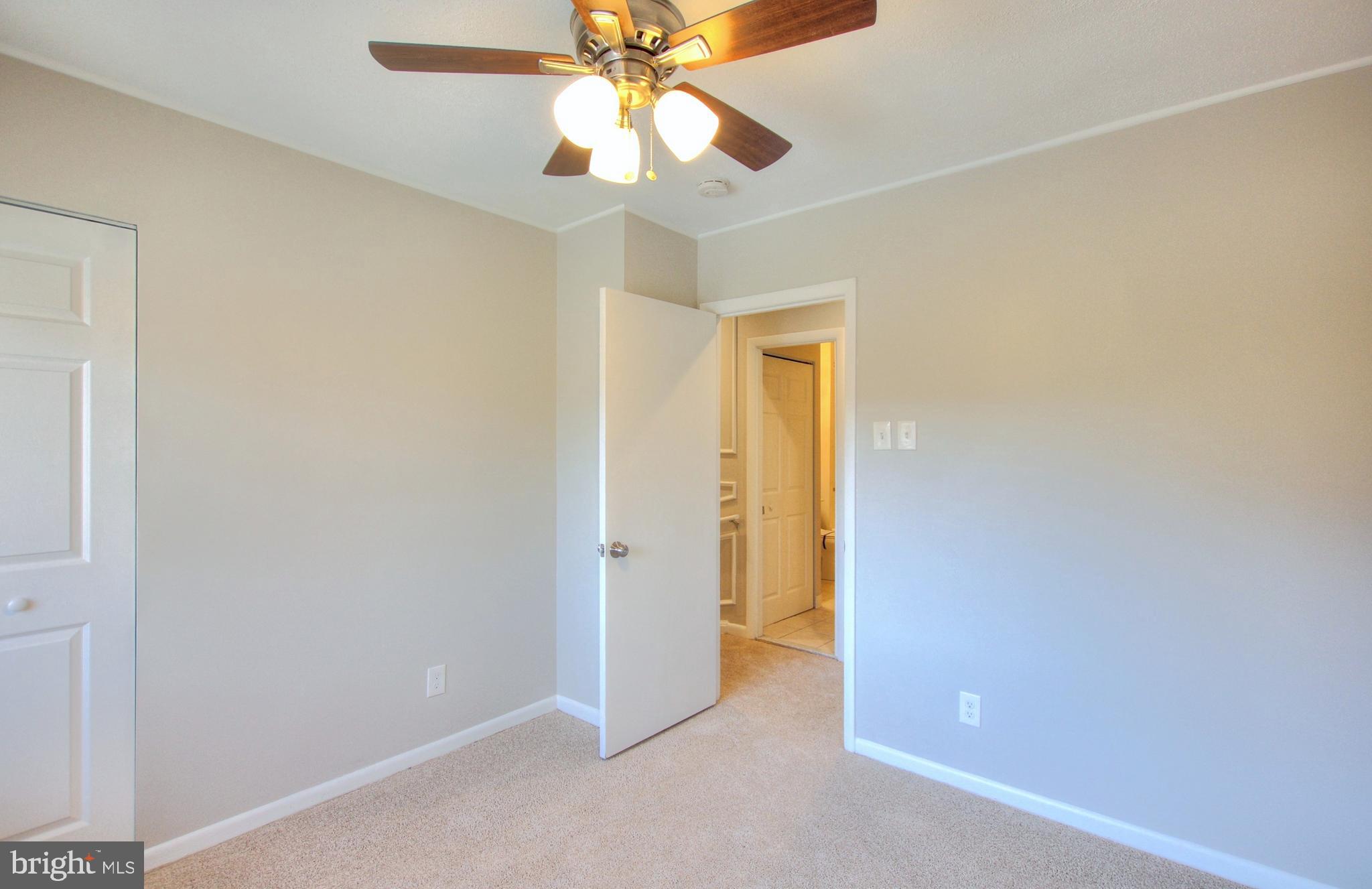 GLEN ORA PLAT THREE - Residential