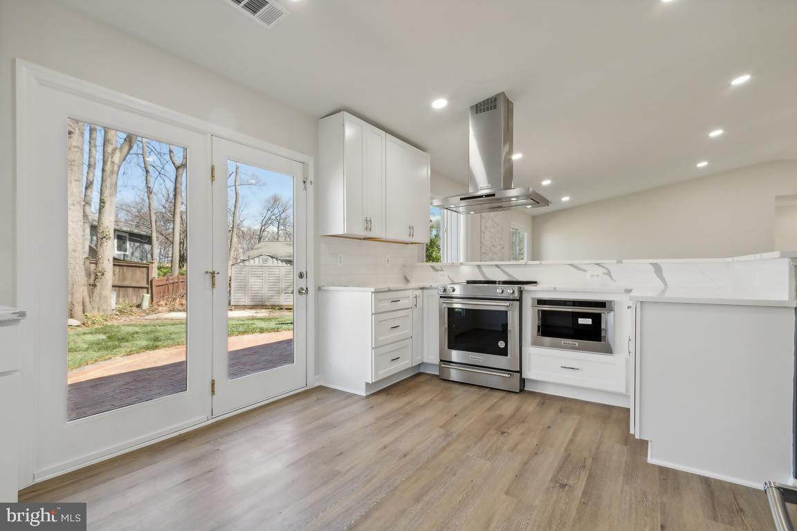 HIDDENBROOK - Residential