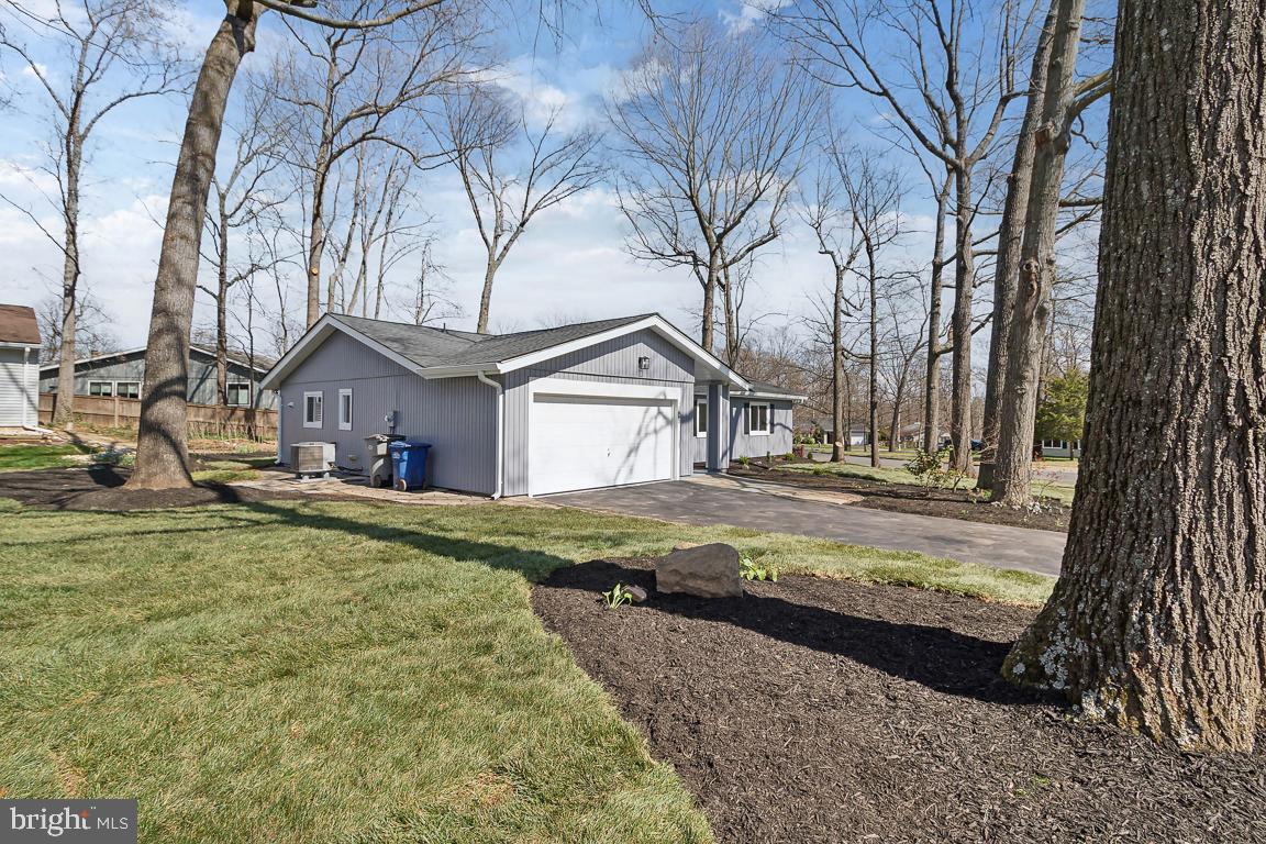 HIDDENBROOK - Residential