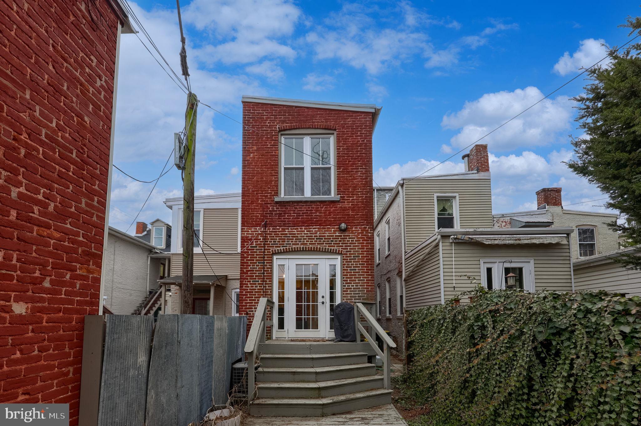 LANCASTER CITY ANNEX - Residential