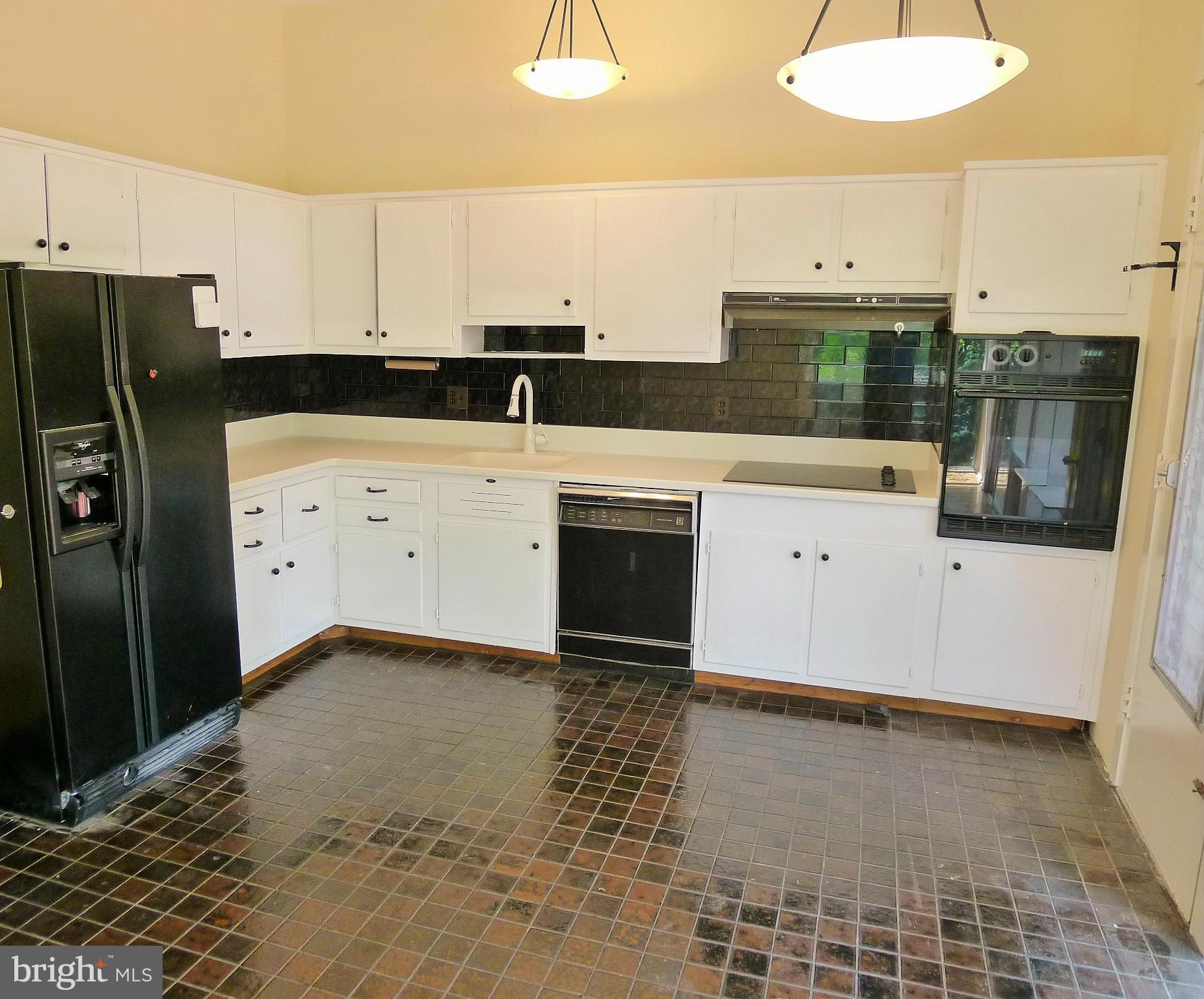 ASHBURTON - Residential Lease