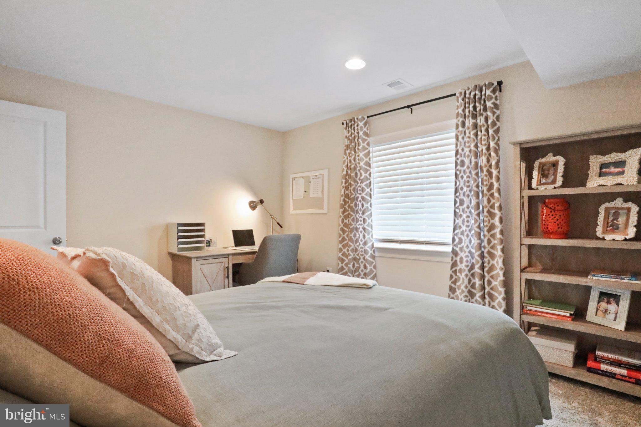 SNOWDEN BRIDGE - Residential