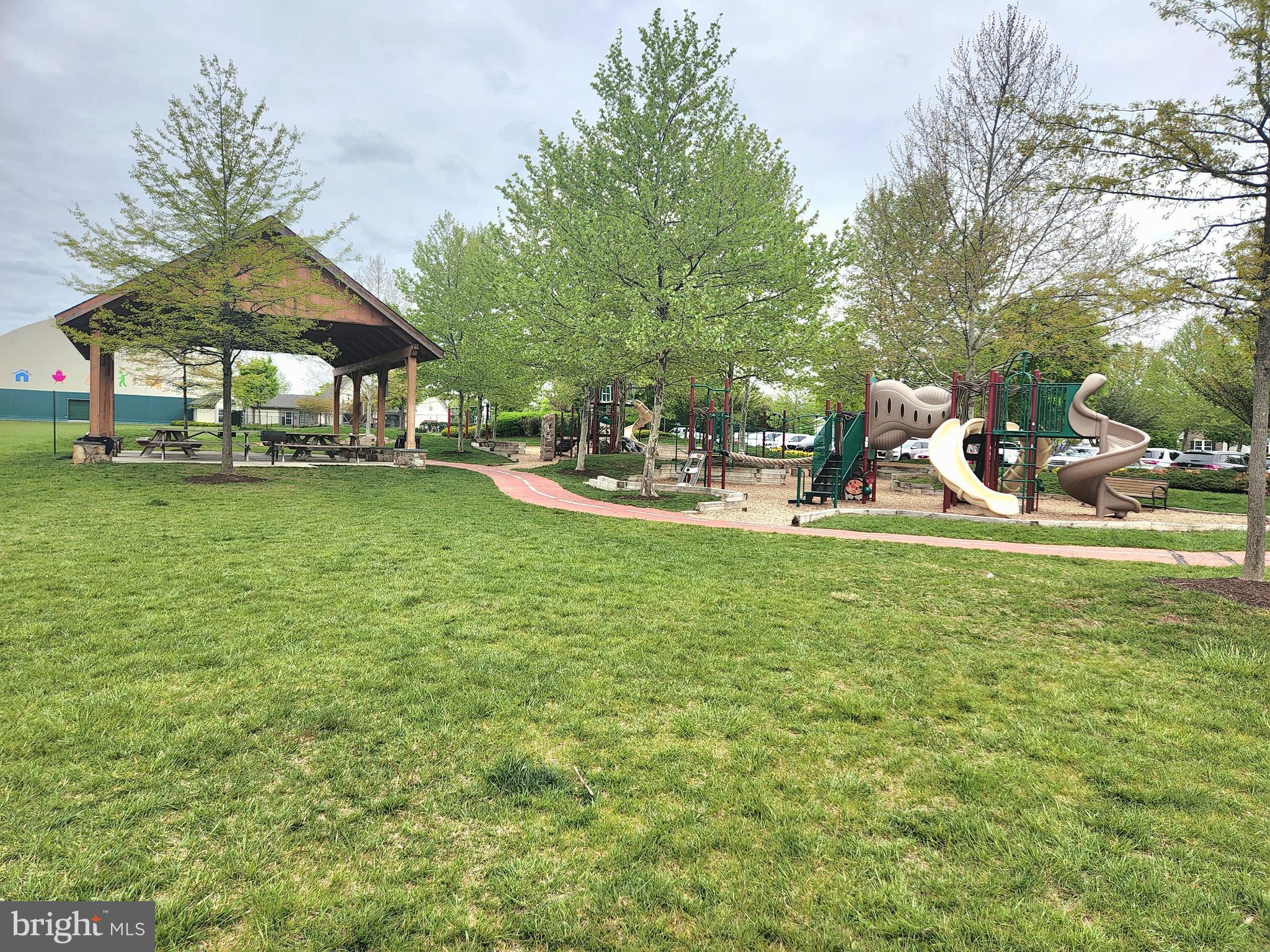 SNOWDEN BRIDGE - Residential