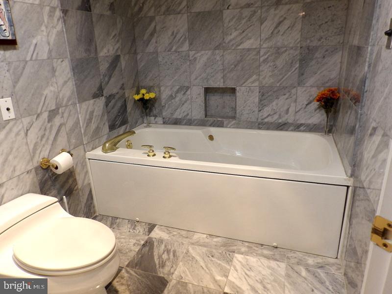 TUSCANY CANTERBURY - Residential