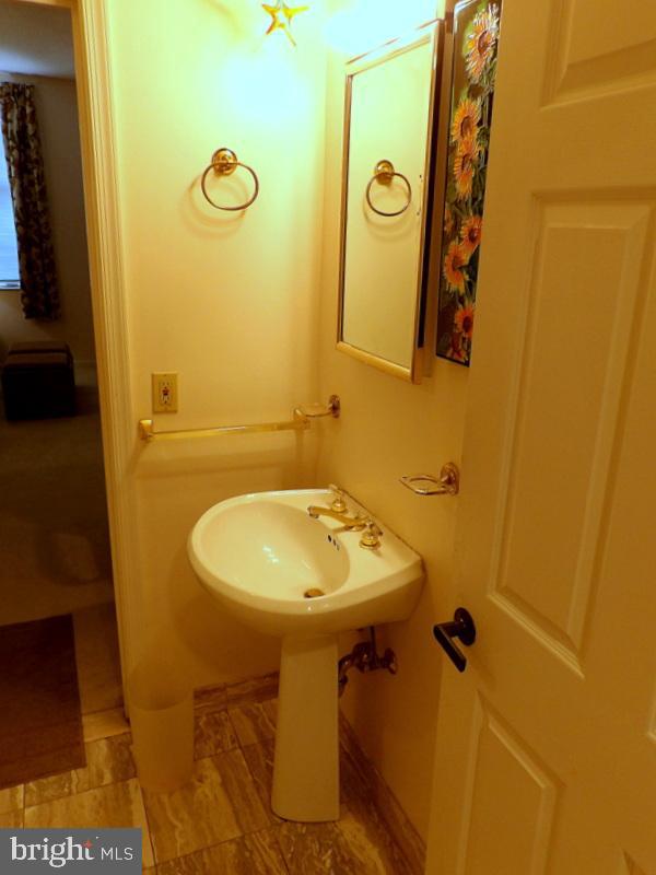 TUSCANY CANTERBURY - Residential