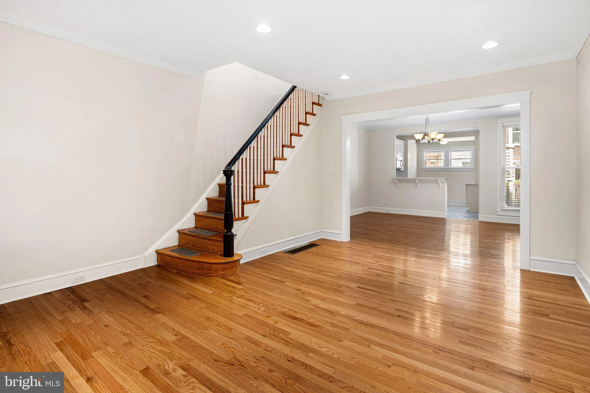 Philadelphia, Pennsylvania 19130, United States, 3 Bedrooms Bedrooms, ,1 BathroomBathrooms,Residential,Active,158303