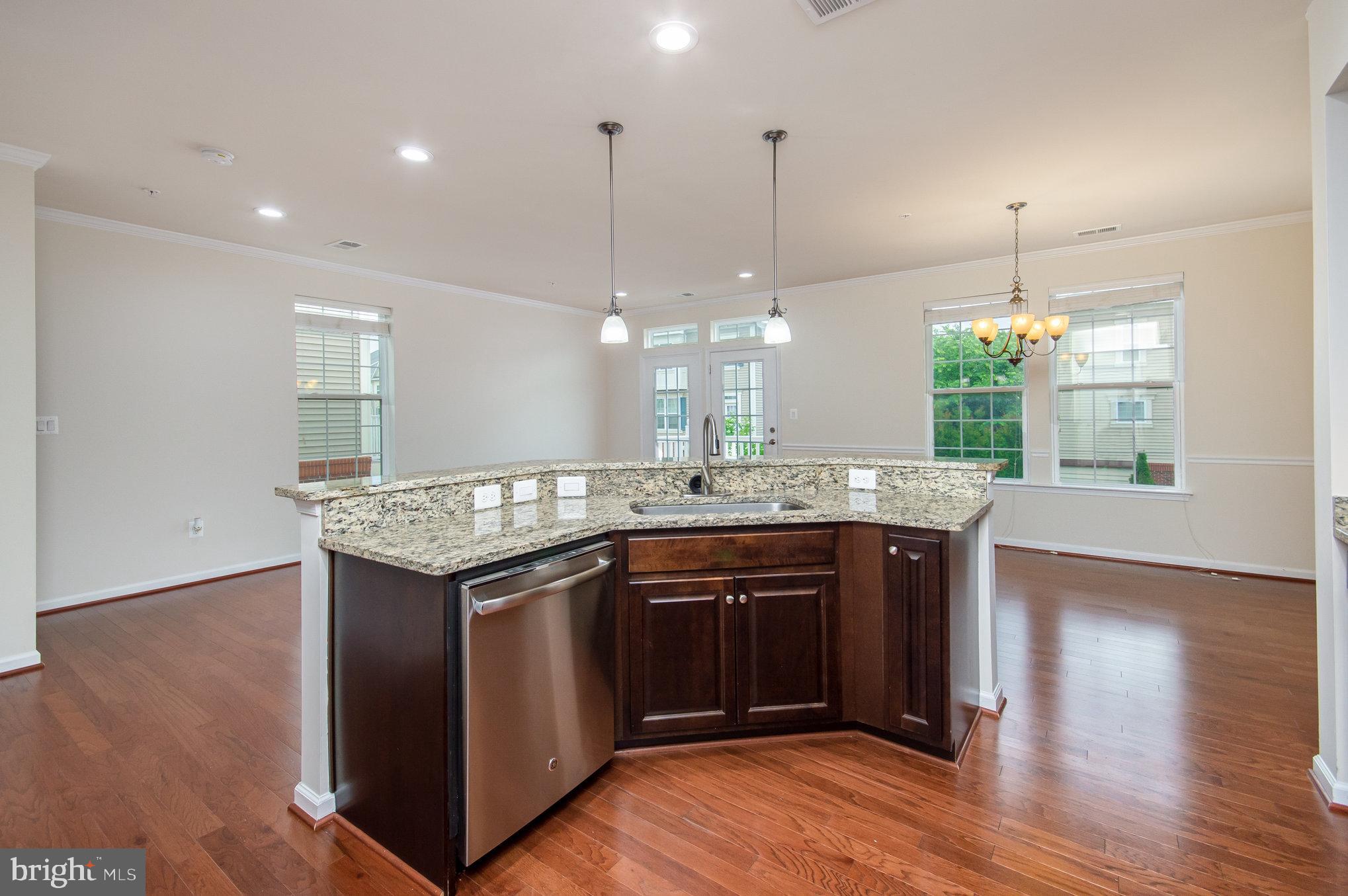 DANE RIDGE CONDO - Residential