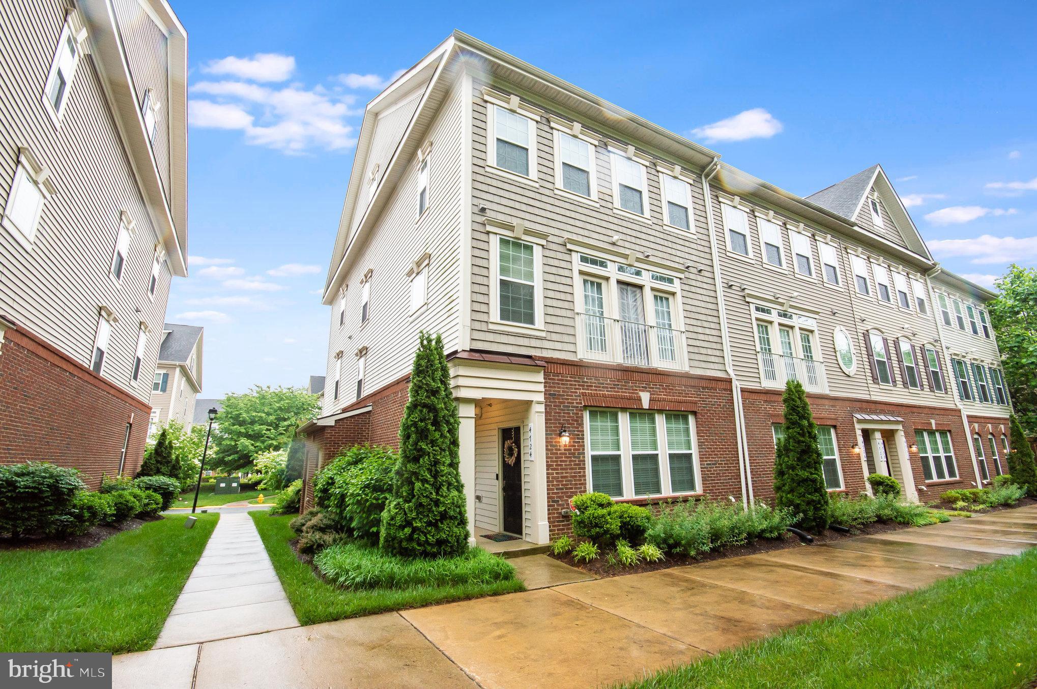 4722 DANE RIDGE CIRCLE