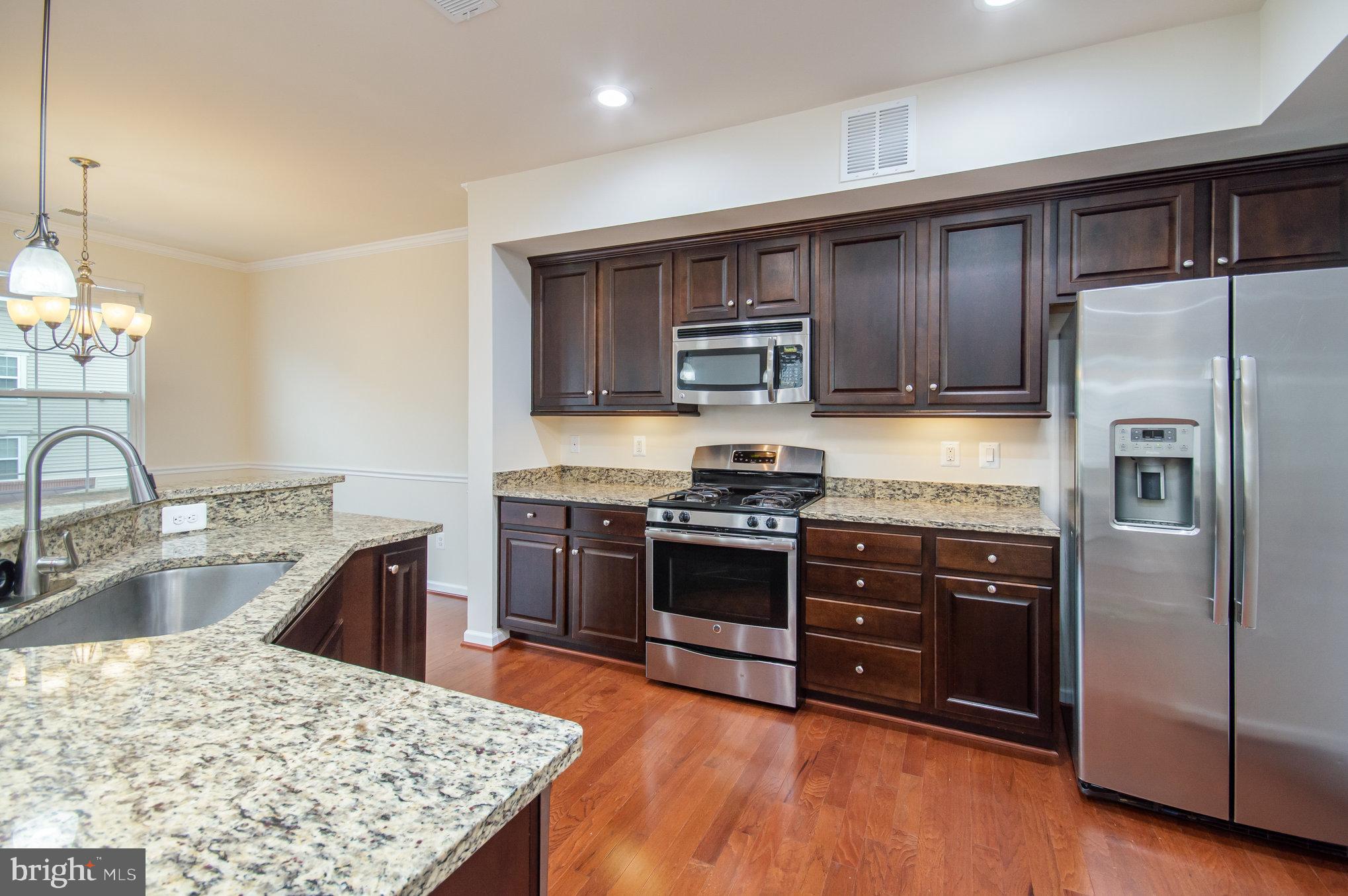 DANE RIDGE CONDO - Residential